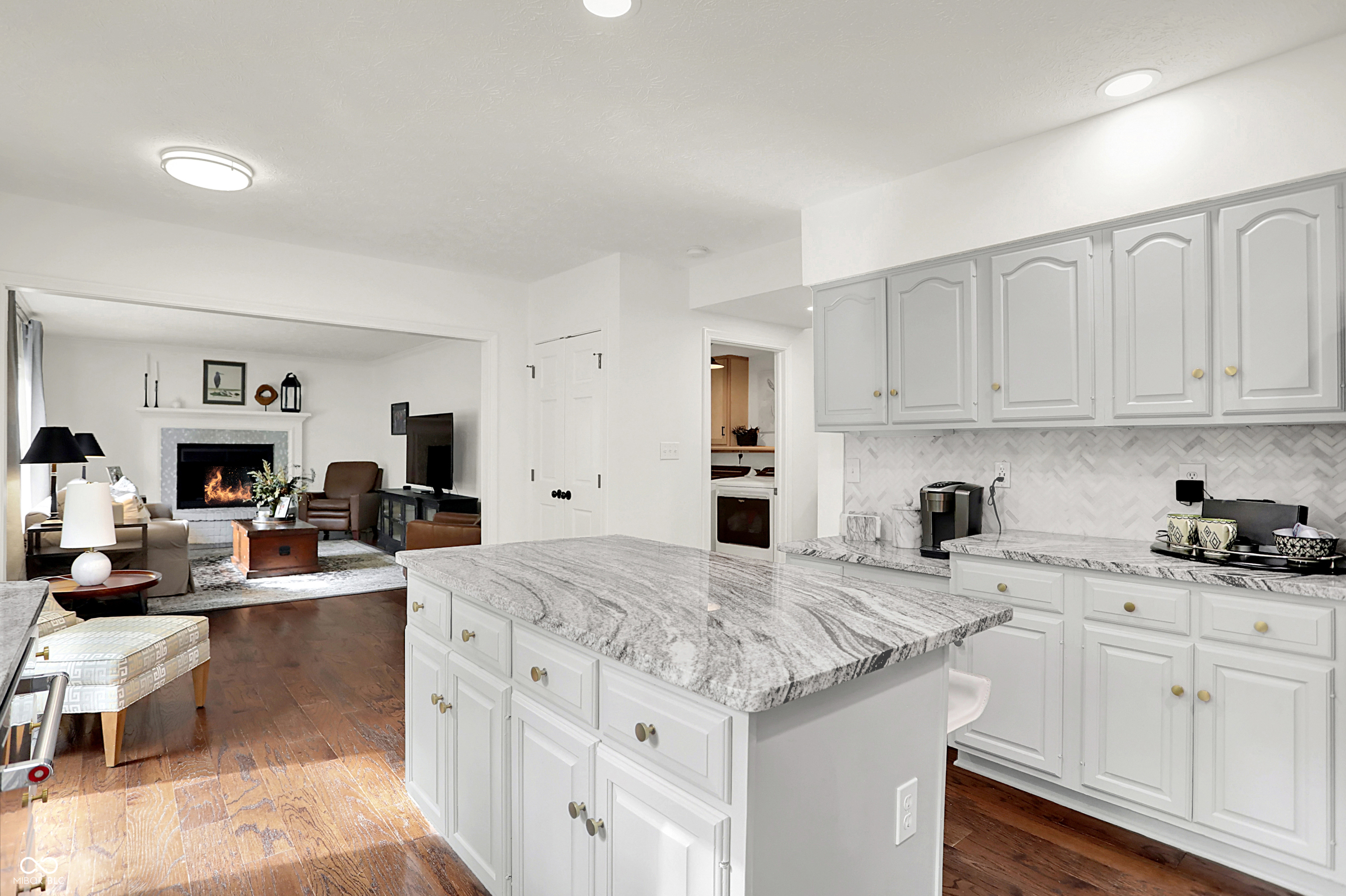 Carmel, Indiana, 46033, United States, 4 Bedrooms Bedrooms, ,3 BathroomsBathrooms,Residential,For Sale,1981057