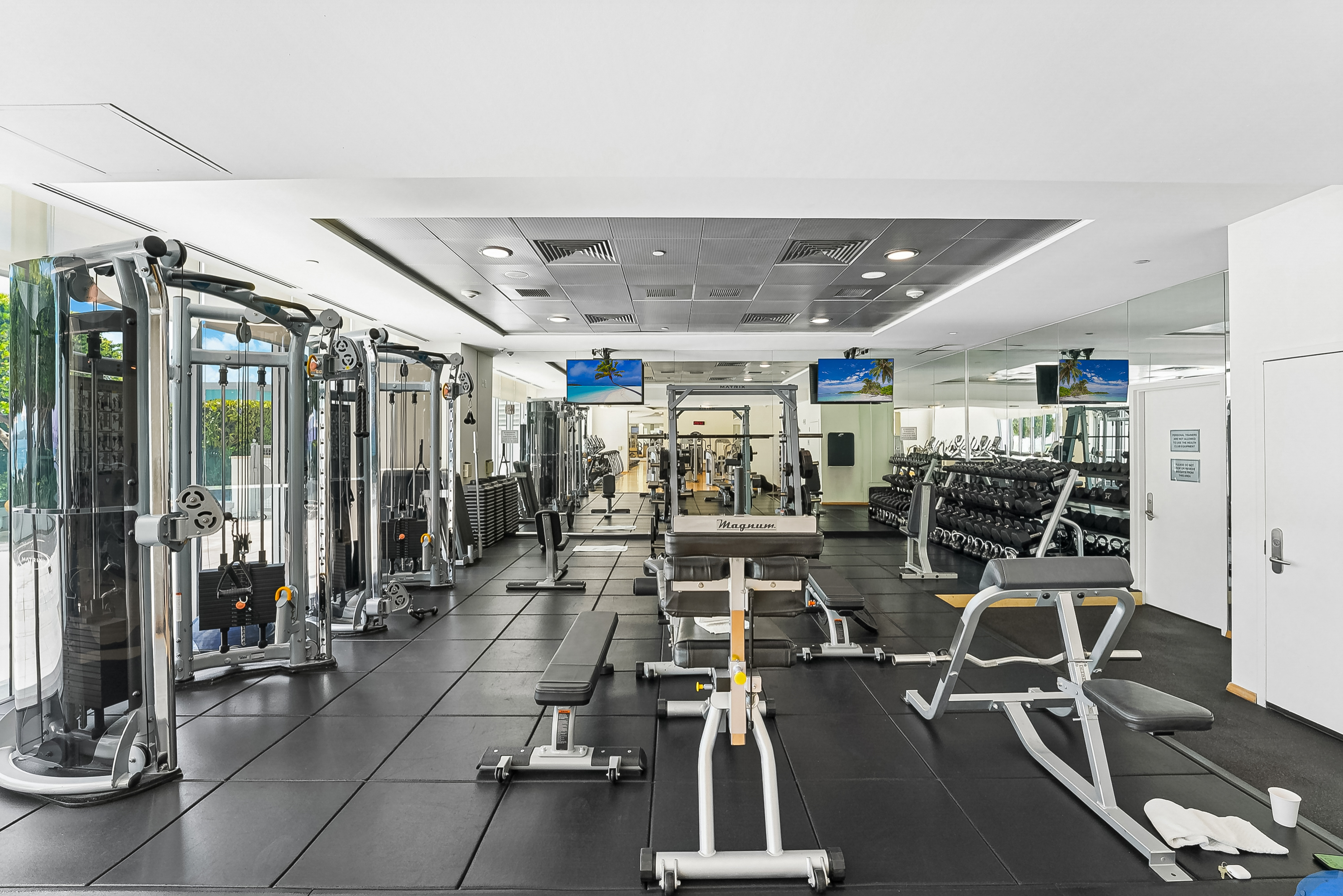  1331 Brickell Bay Dr, Miami, FL, 33131 - 物件實景