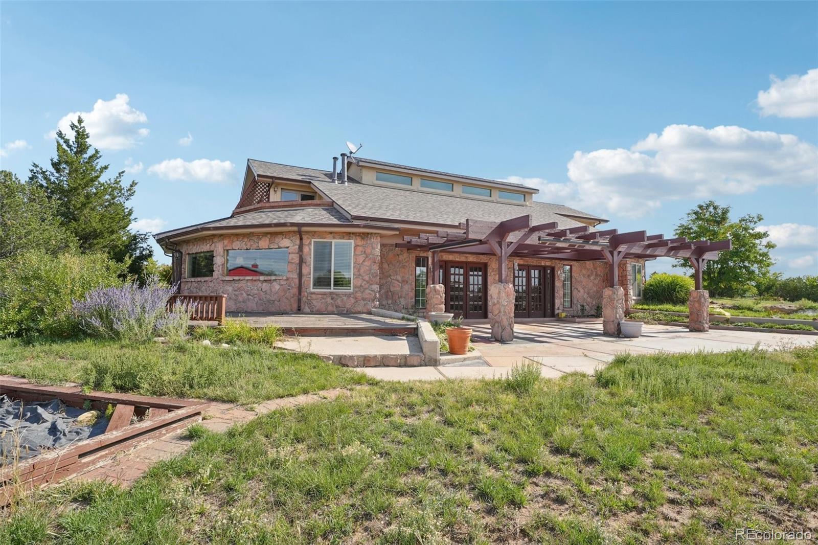 Aurora, Colorado, 80018, United States, 3 Bedrooms Bedrooms, ,4 BathroomsBathrooms,Residential,For Sale,1982686