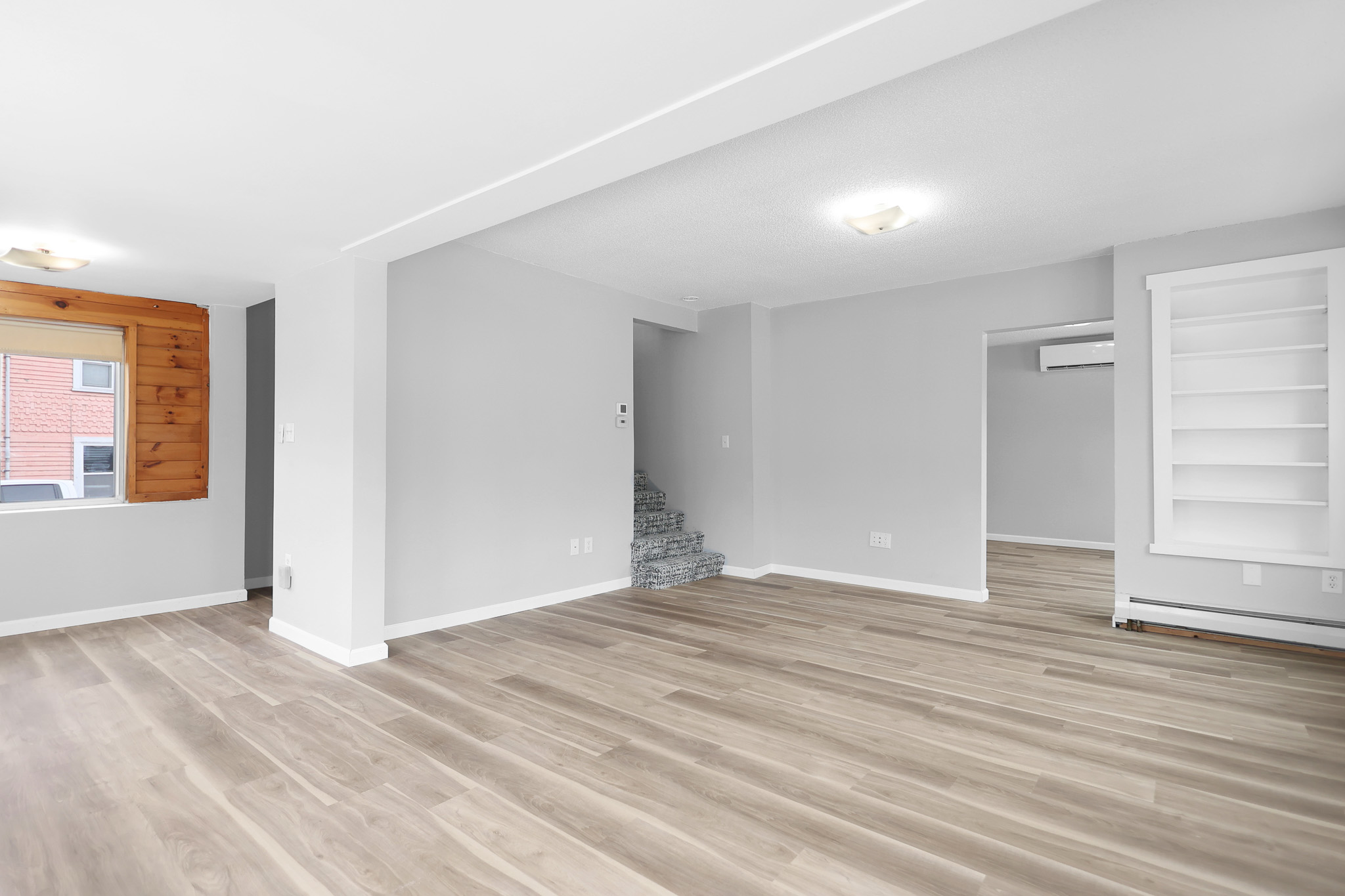 Methuen, Massachusetts, 01844, United States, 3 Bedrooms Bedrooms, ,2 BathroomsBathrooms,Residential,For Sale,2005366