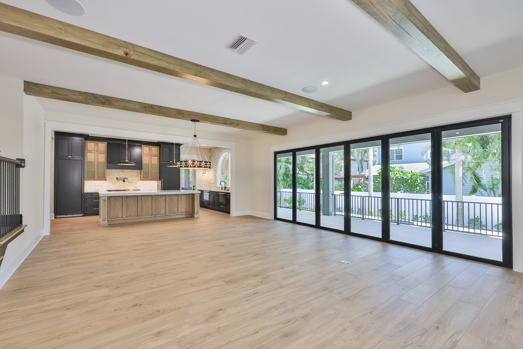 Tampa, Florida, 33629, United States, 5 Bedrooms Bedrooms, ,6 BathroomsBathrooms,Residential,For Sale,1974483