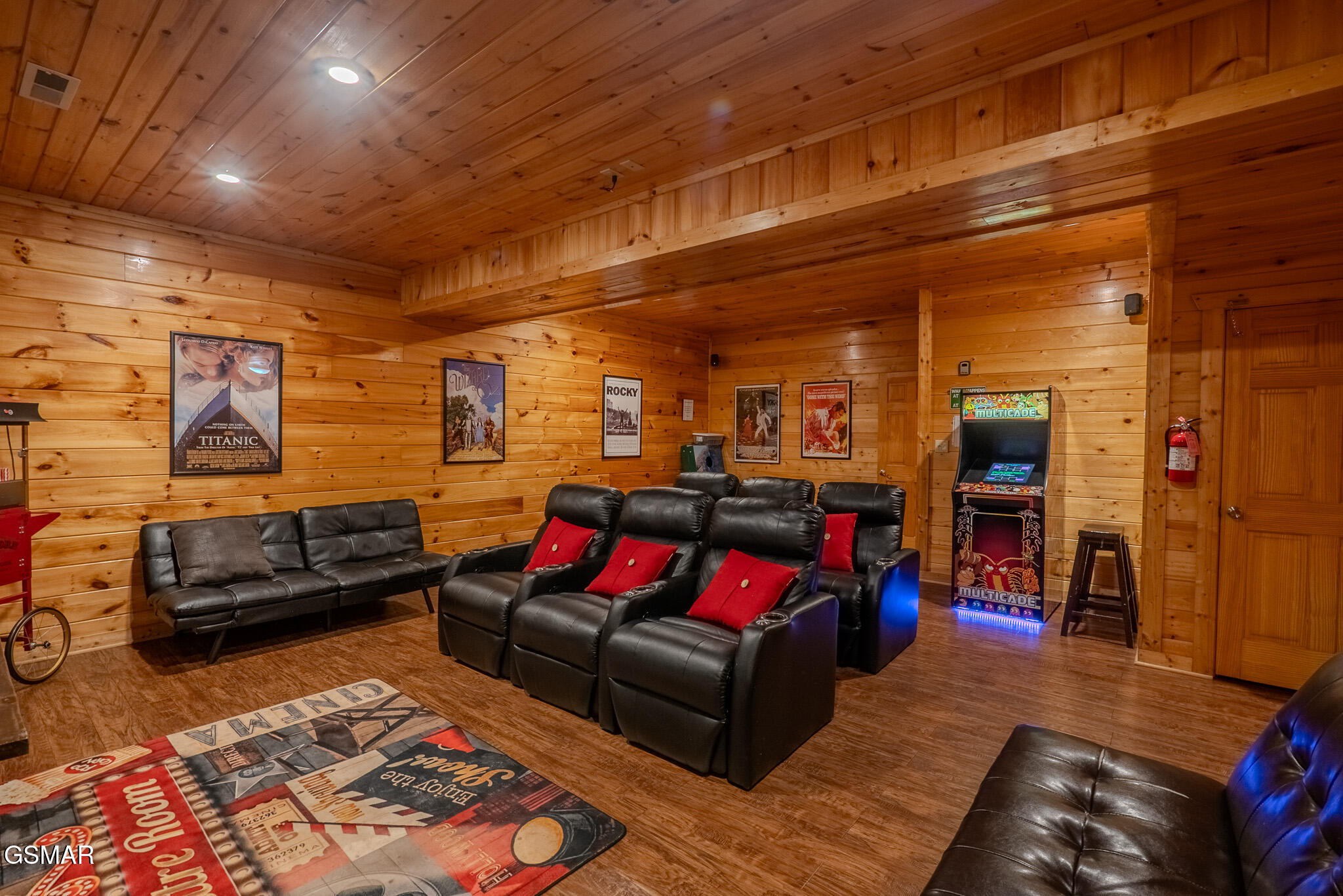 Gatlinburg, Tennessee, 37738, United States, 5 Bedrooms Bedrooms, ,4 BathroomsBathrooms,Residential,For Sale,1835099