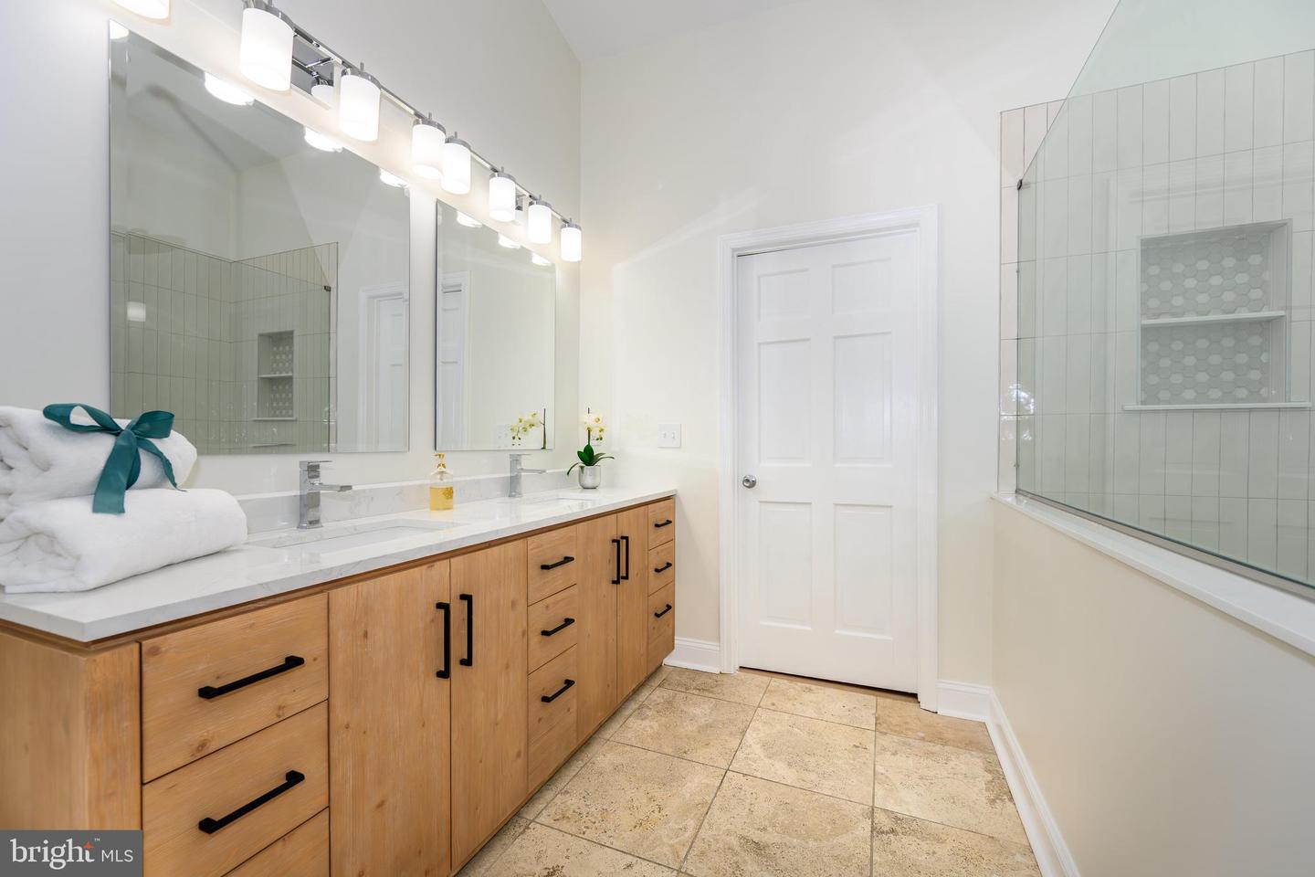 Stevensville, Maryland, 21666, United States, 4 Bedrooms Bedrooms, ,4 BathroomsBathrooms,Residential,For Sale,1926296