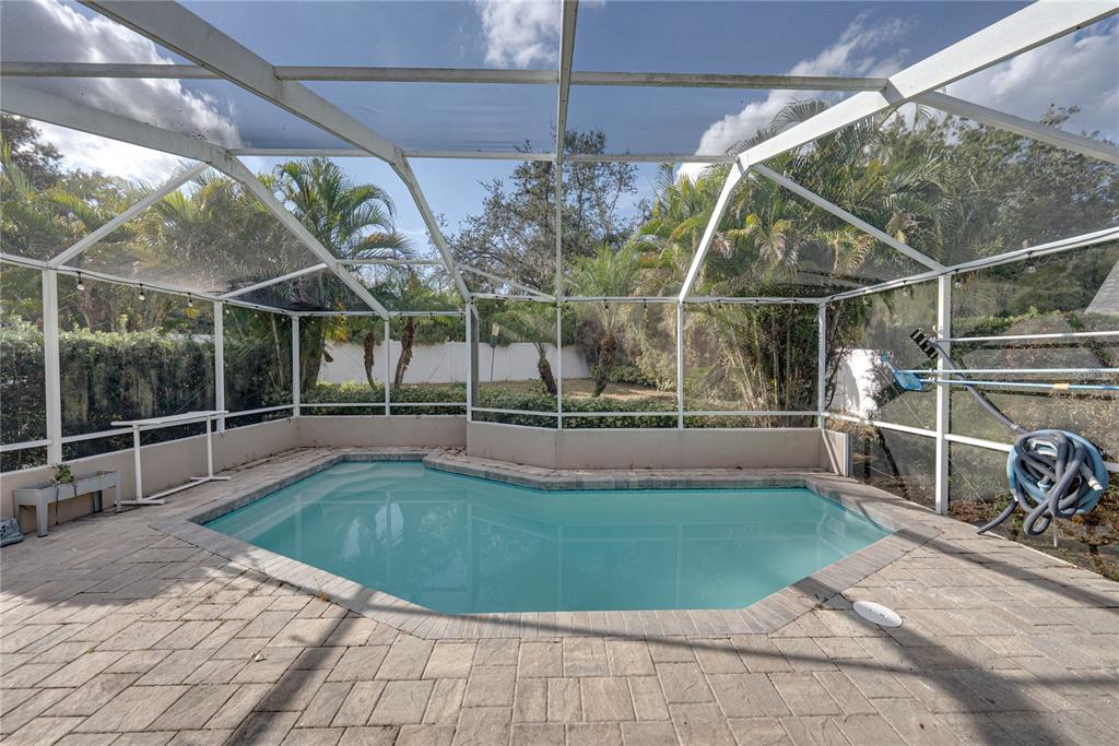 Seffner, Florida, 33584, United States, 5 Bedrooms Bedrooms, ,4 BathroomsBathrooms,Residential,For Sale,1991744