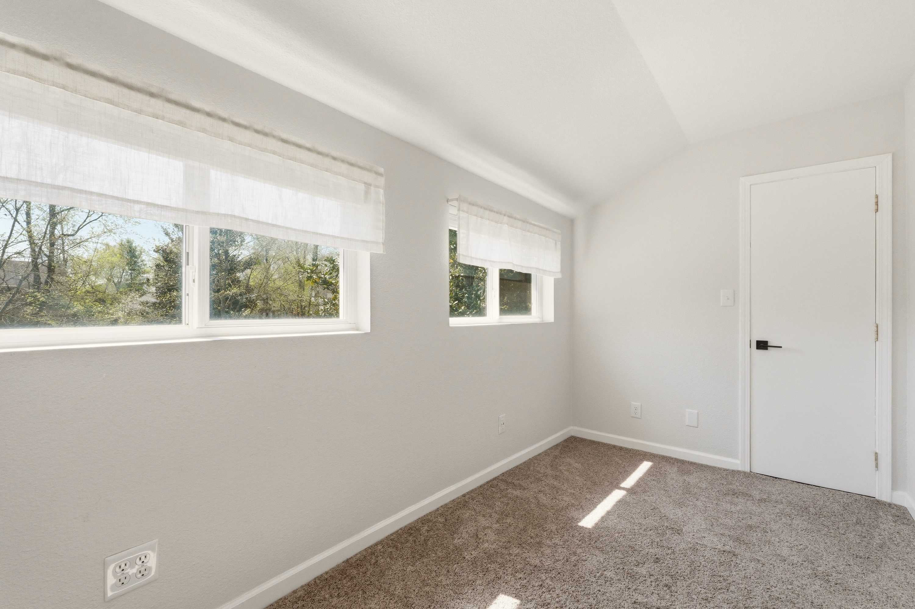  11805 Cedardale Road, Louisville, KY 40223 - 物件實景