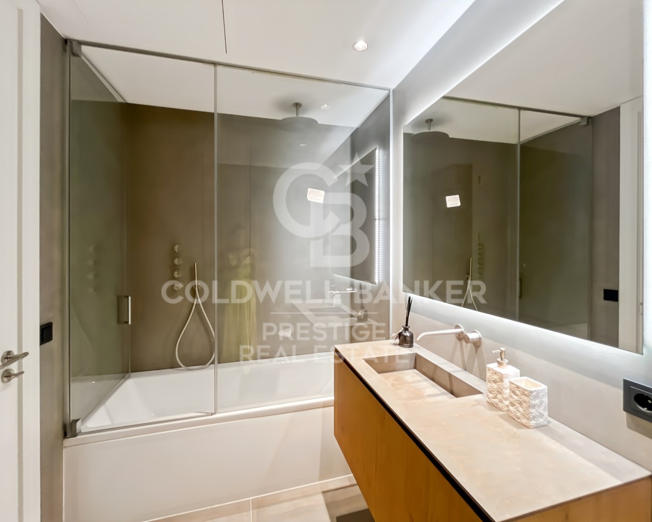 Barcelona, Barcelona, Eixample, La Dreta de l'Eix, Barcelona, Catalonia, ES, 2 Bedrooms Bedrooms, ,2 BathroomsBathrooms,Residential,For Sale,Barcelona, Barcelona, Eixample, La Dreta de l'Eix,1616652