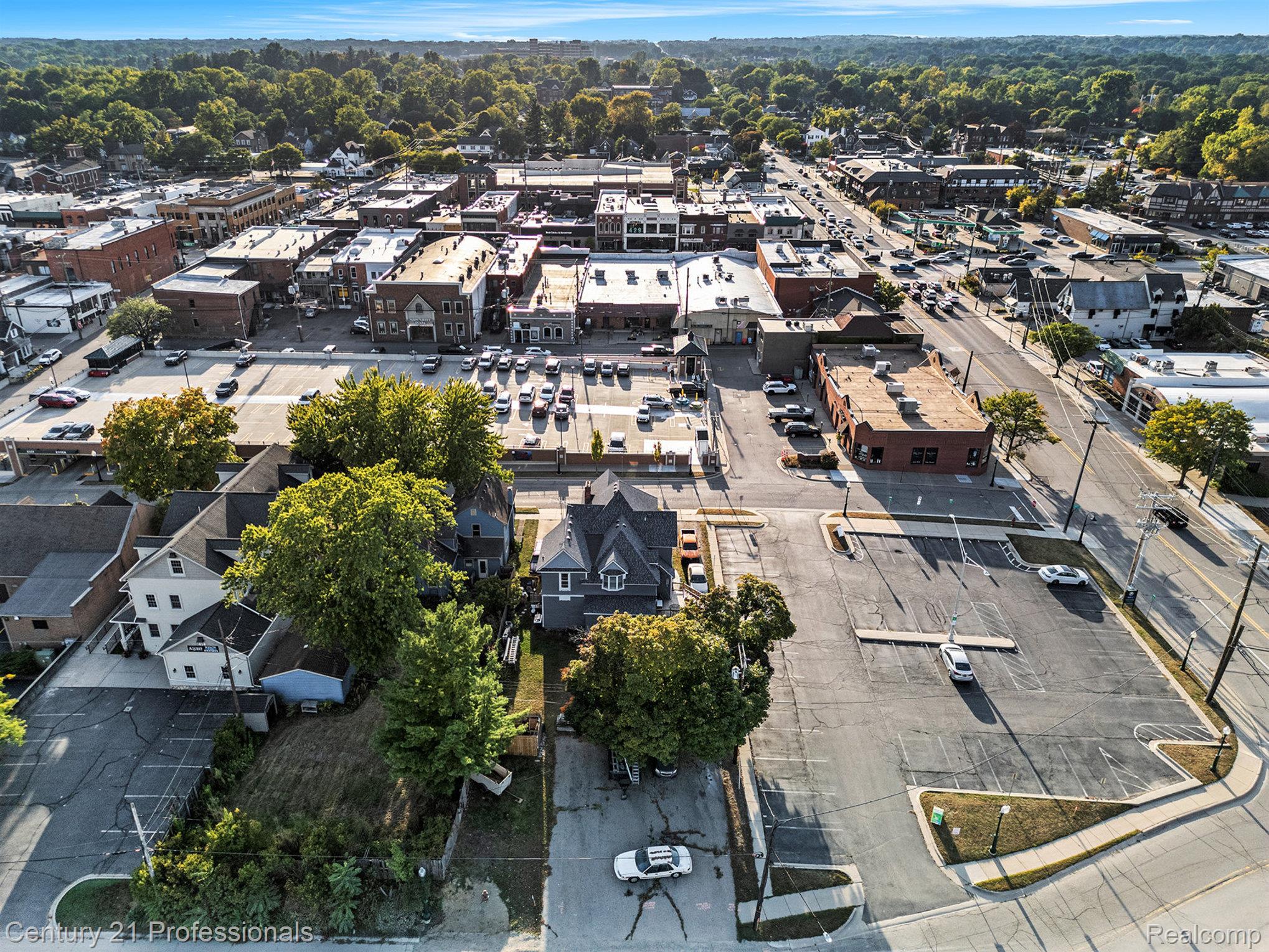 Rochester, Michigan, 48307, United States, ,4 BathroomsBathrooms,Residential,For Sale,1983342