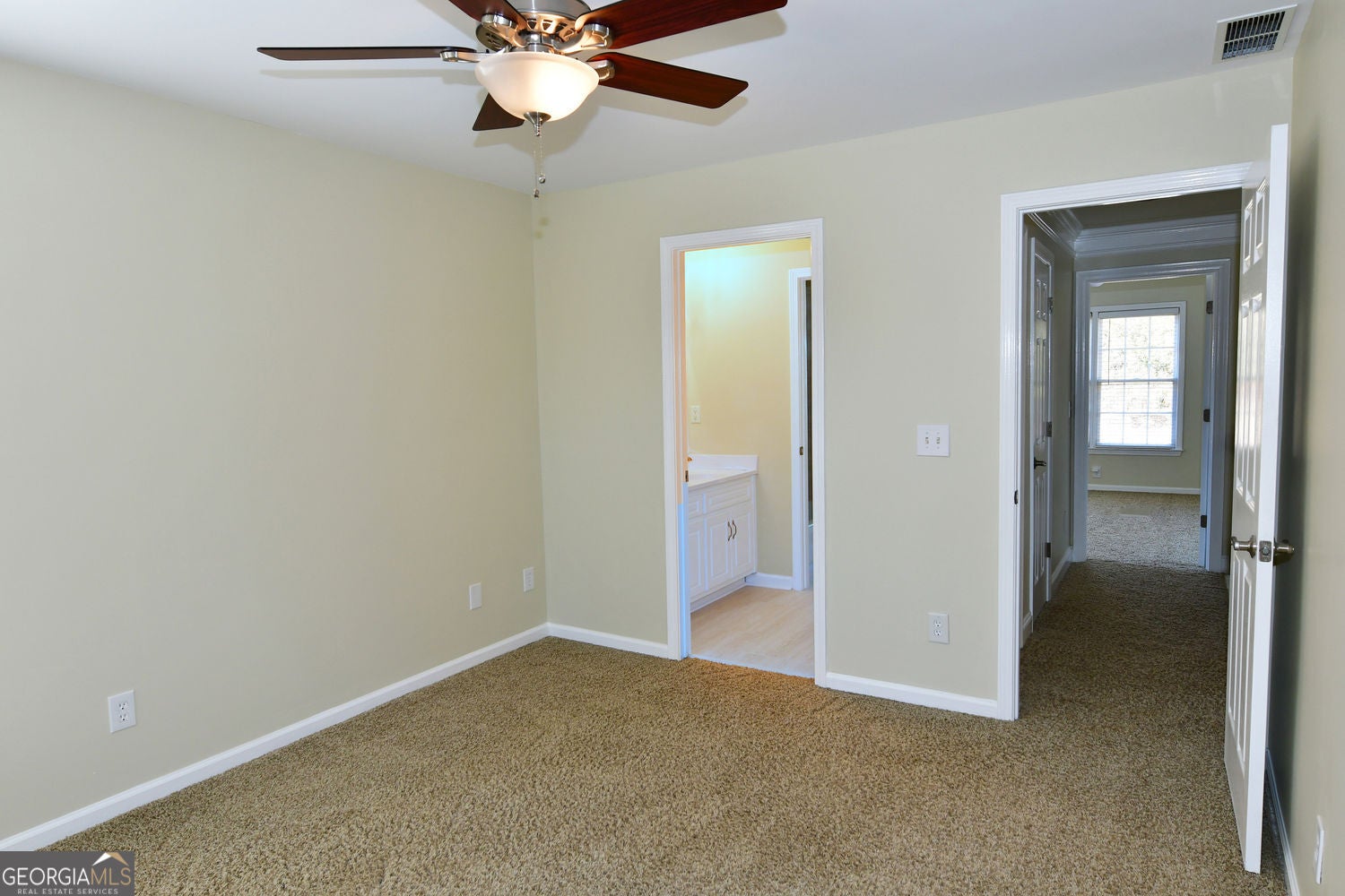 Hoschton, Georgia, 30548, United States, 5 Bedrooms Bedrooms, ,4 BathroomsBathrooms,Residential,For Sale,1992517