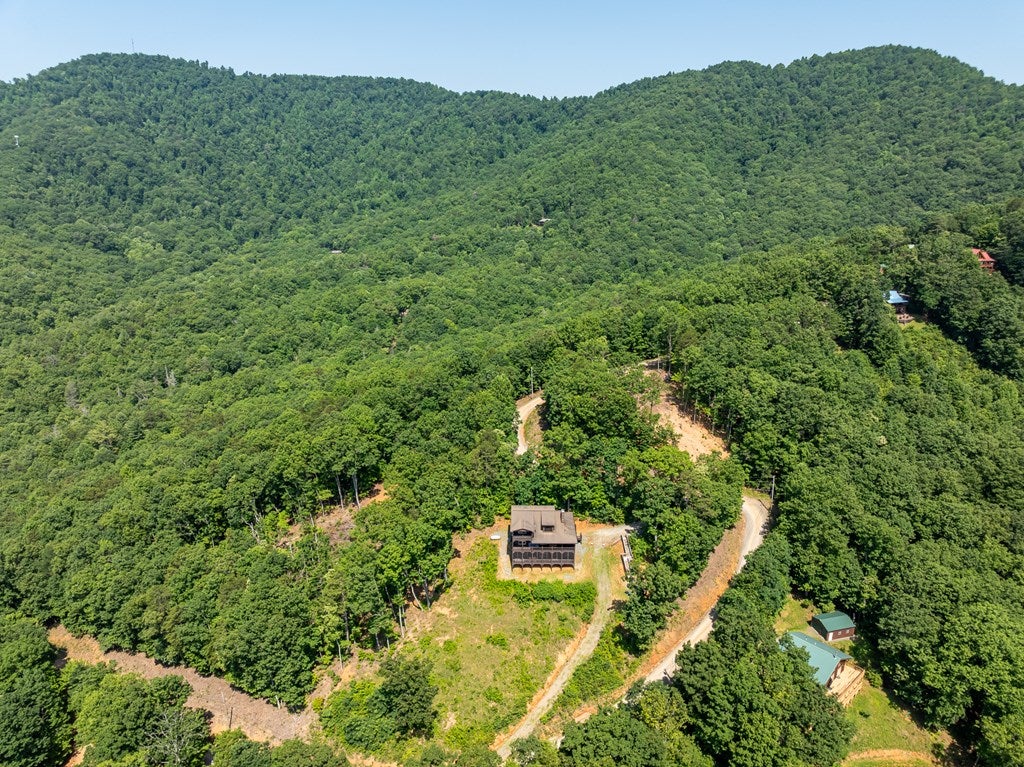 Murphy, North Carolina, 28096, United States, 4 Bedrooms Bedrooms, ,4 BathroomsBathrooms,Residential,For Sale,1871298