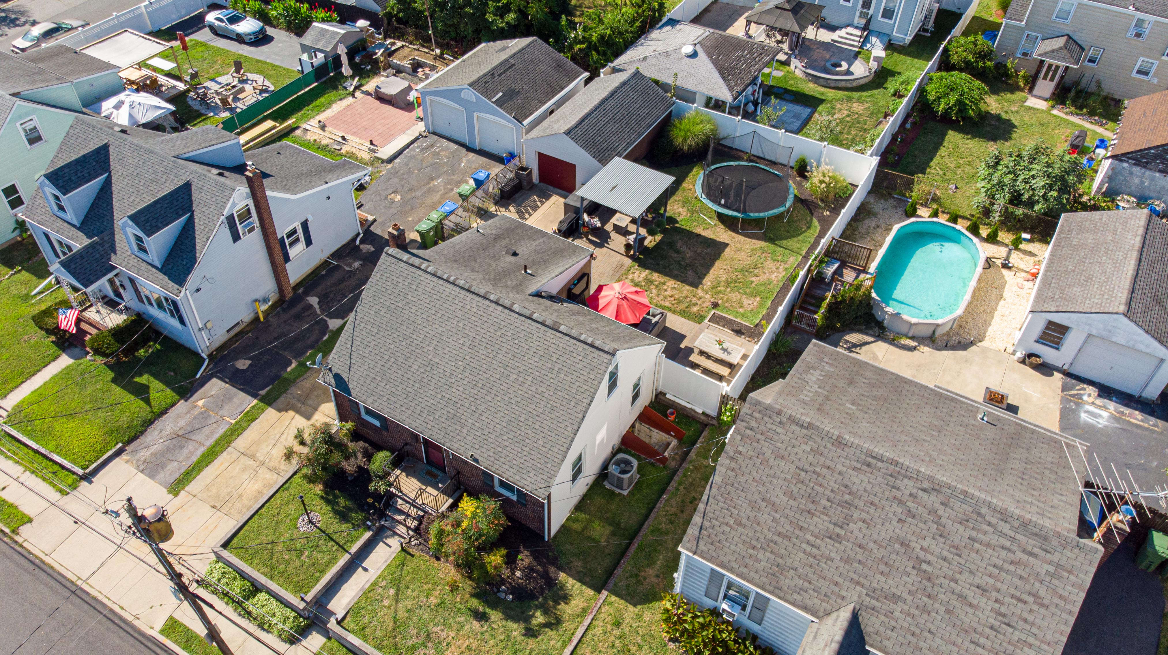 Sayreville, New Jersey, 08879, United States, 4 Bedrooms Bedrooms, ,2 BathroomsBathrooms,Residential,For Sale,1943409