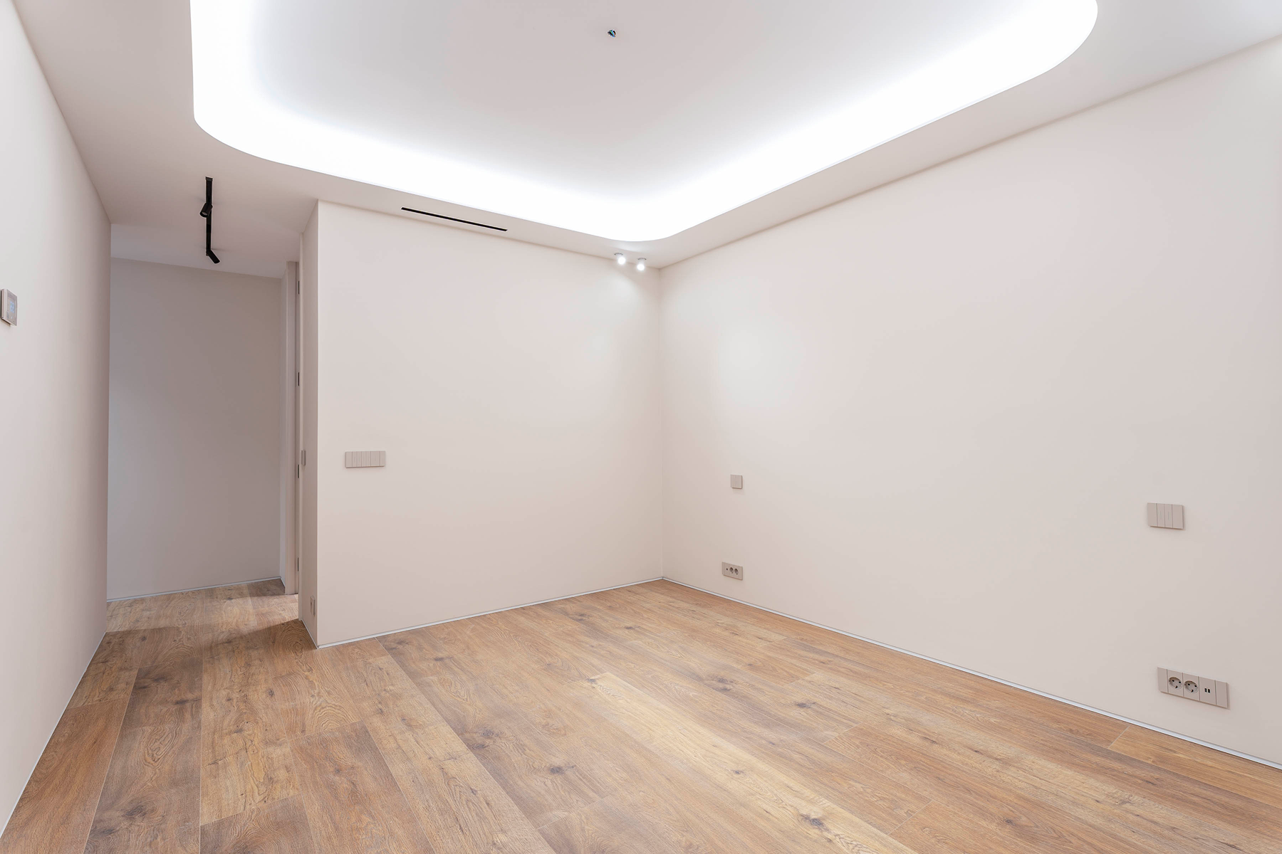  3 bedroom apartment on Lagasca Street - 物件實景