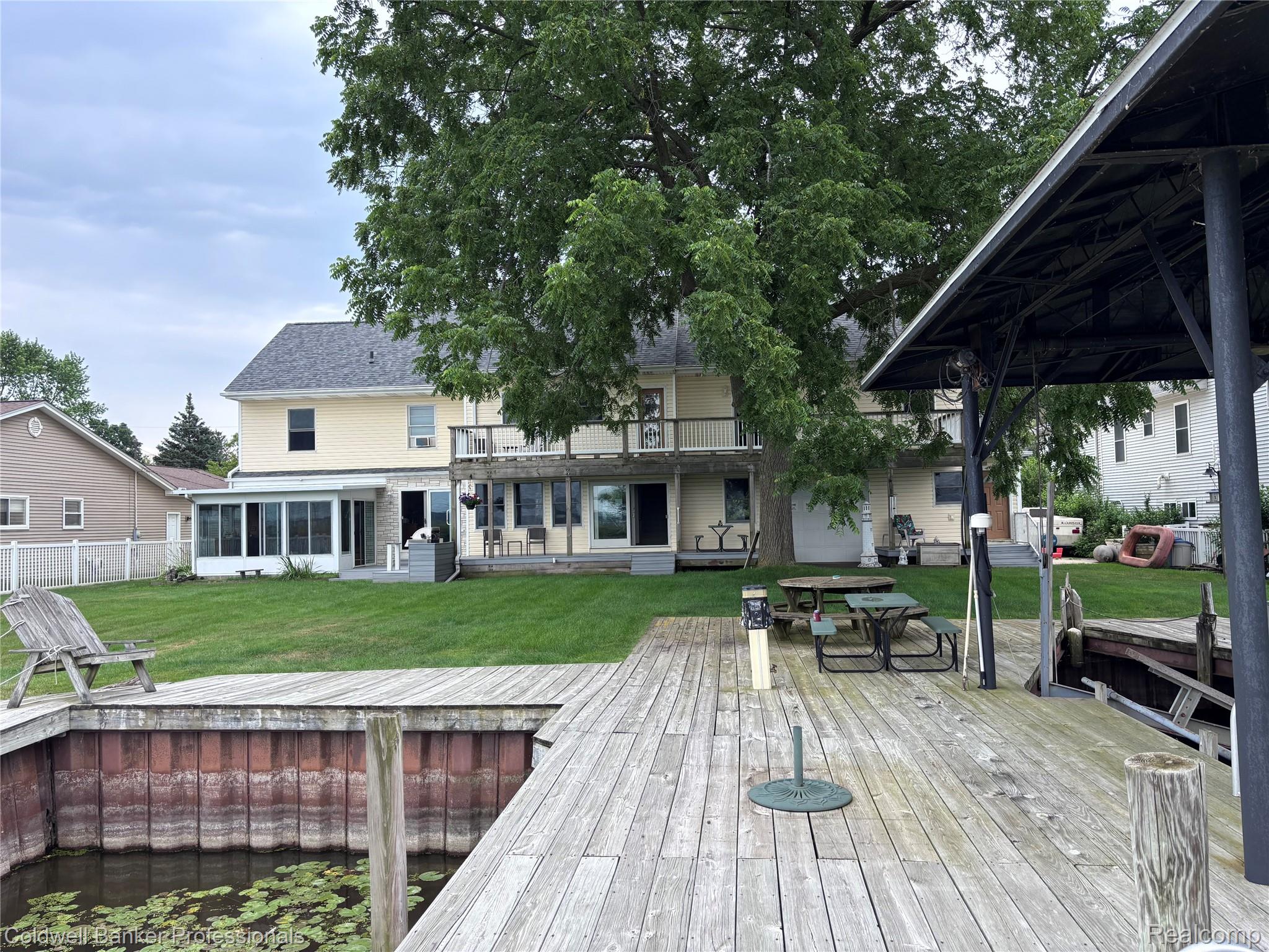 HarrisonTownship, Michigan, 48045, United States, 4 Bedrooms Bedrooms, ,3 BathroomsBathrooms,Residential,For Sale,1896563
