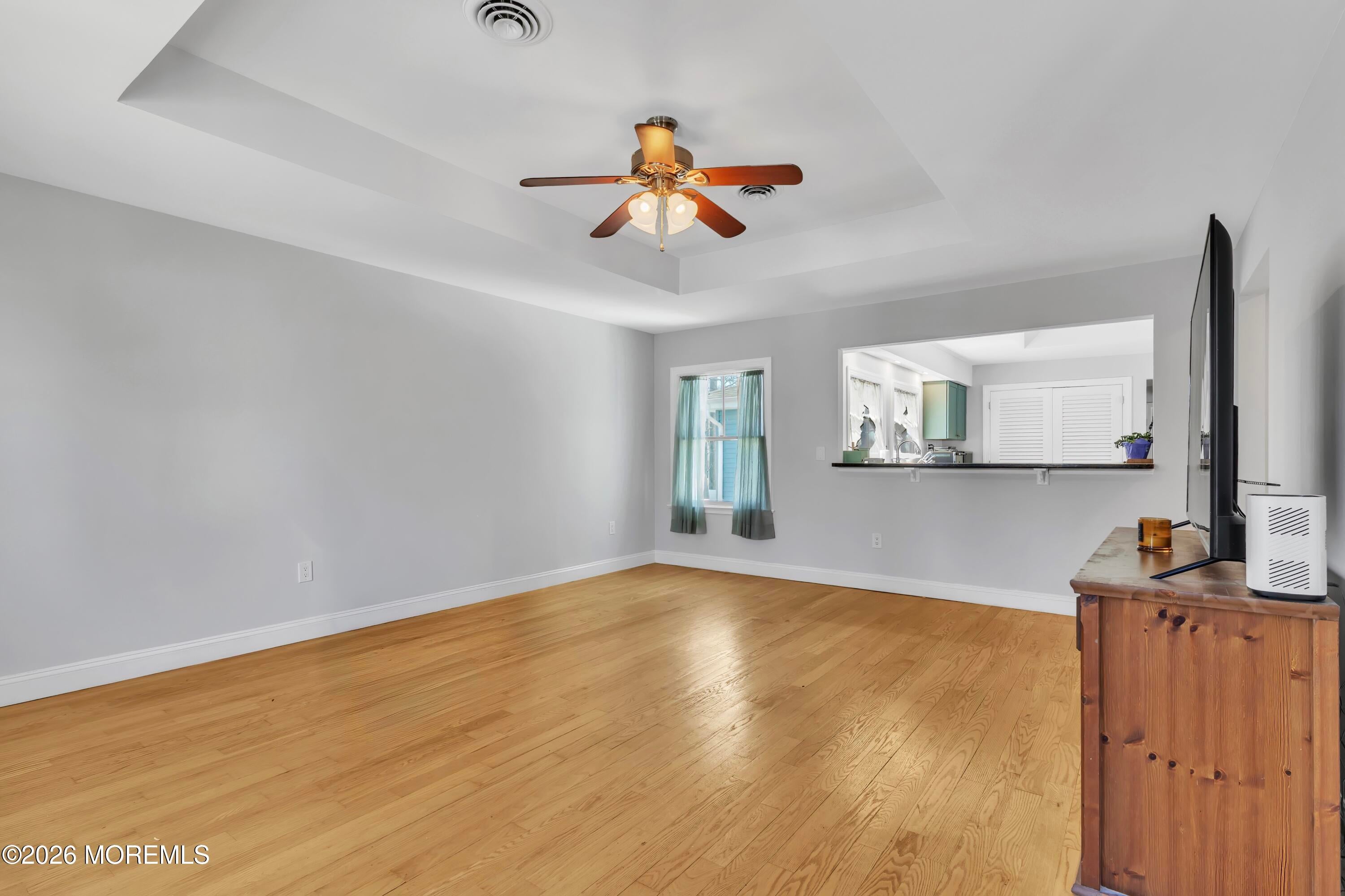 Brick, New Jersey, 08723, United States, 5 Bedrooms Bedrooms, ,2 BathroomsBathrooms,Residential,For Sale,2036469