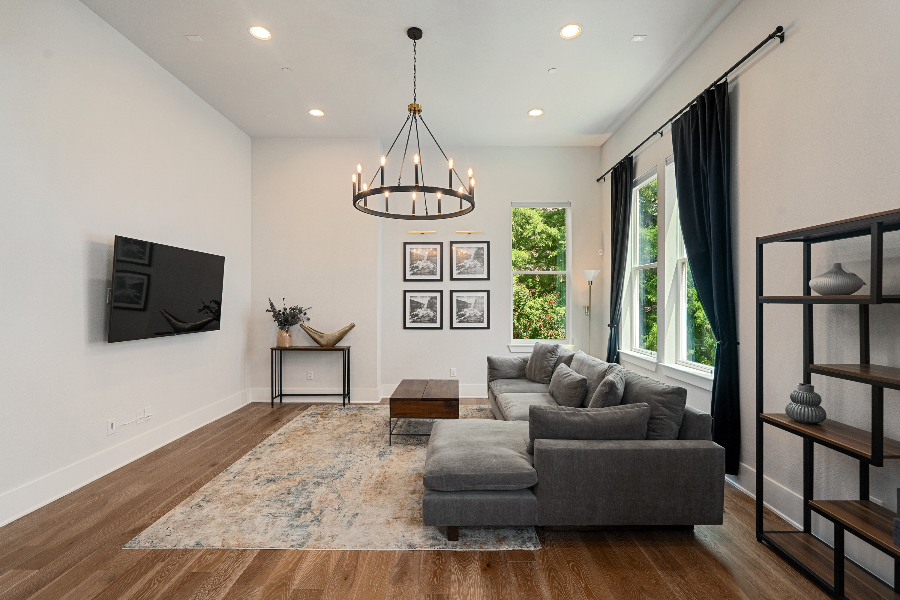  381 E. Greenbriar Lane #1001 - 物件實景