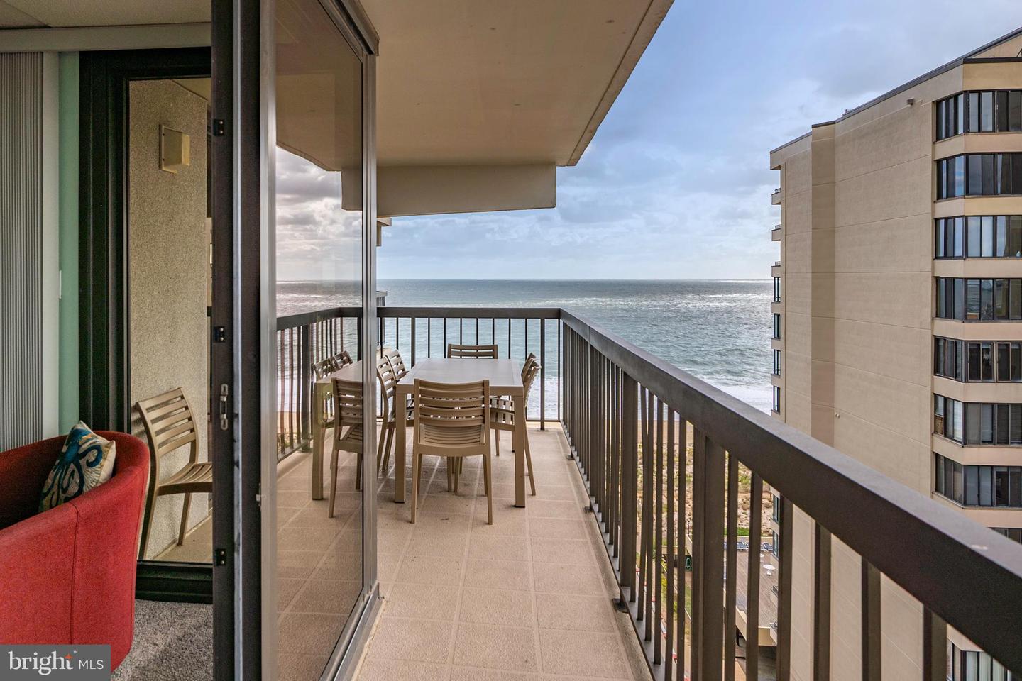 Ocean City, Maryland, 21842, United States, 2 Bedrooms Bedrooms, ,2 BathroomsBathrooms,Residential,For Sale,1956111