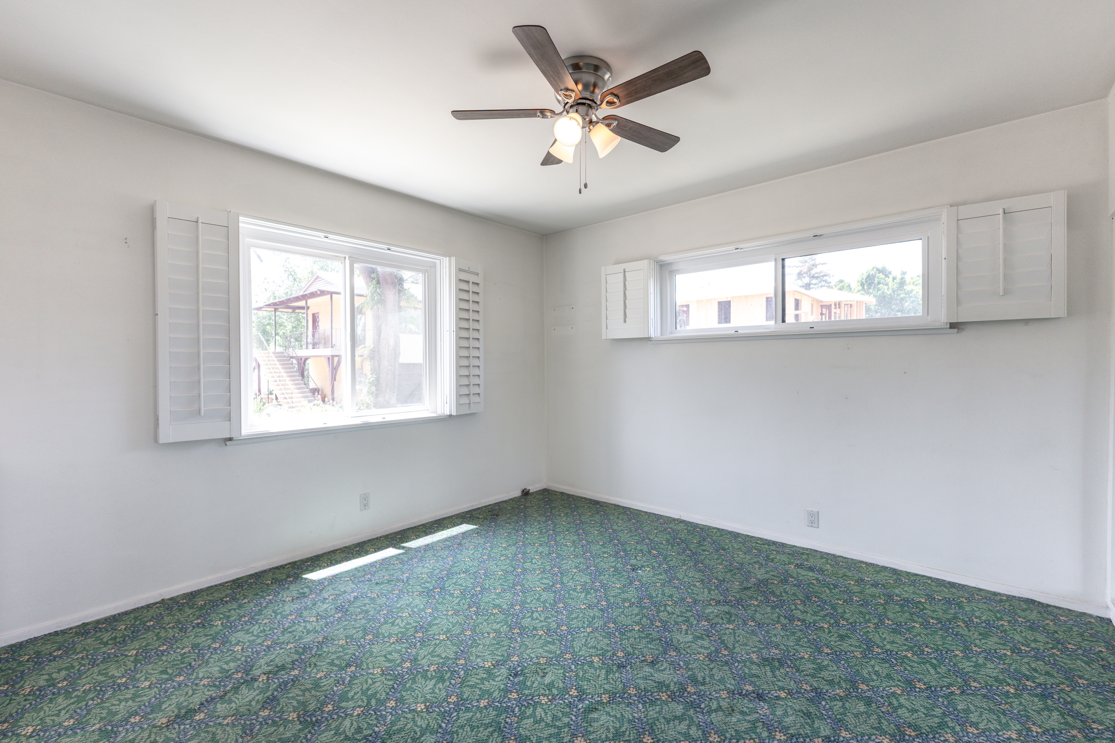  2391 El Molino Ave - 物件實景