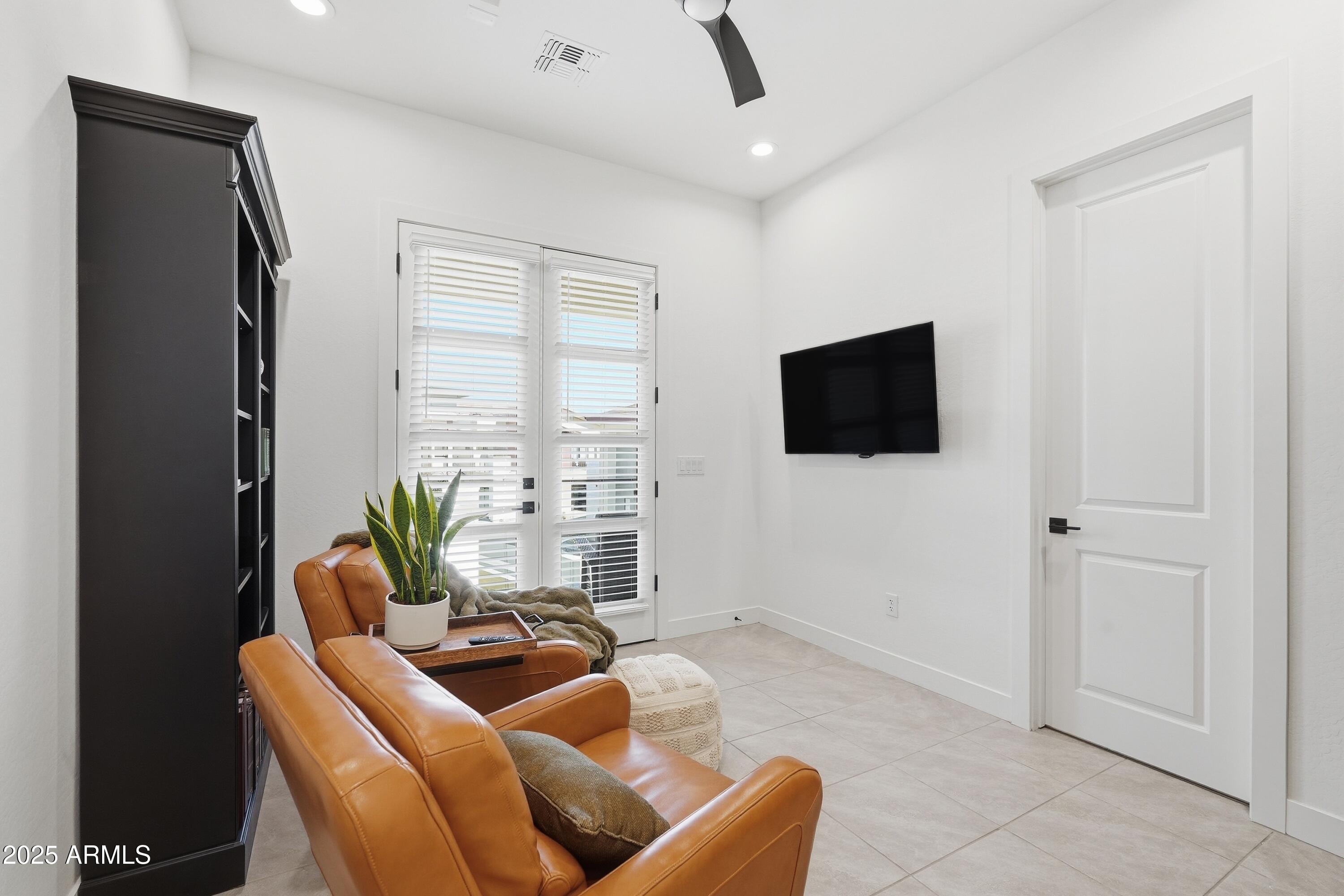 Carefree, Arizona, 85377, United States, 3 Bedrooms Bedrooms, ,3 BathroomsBathrooms,Residential,For Sale,1989596