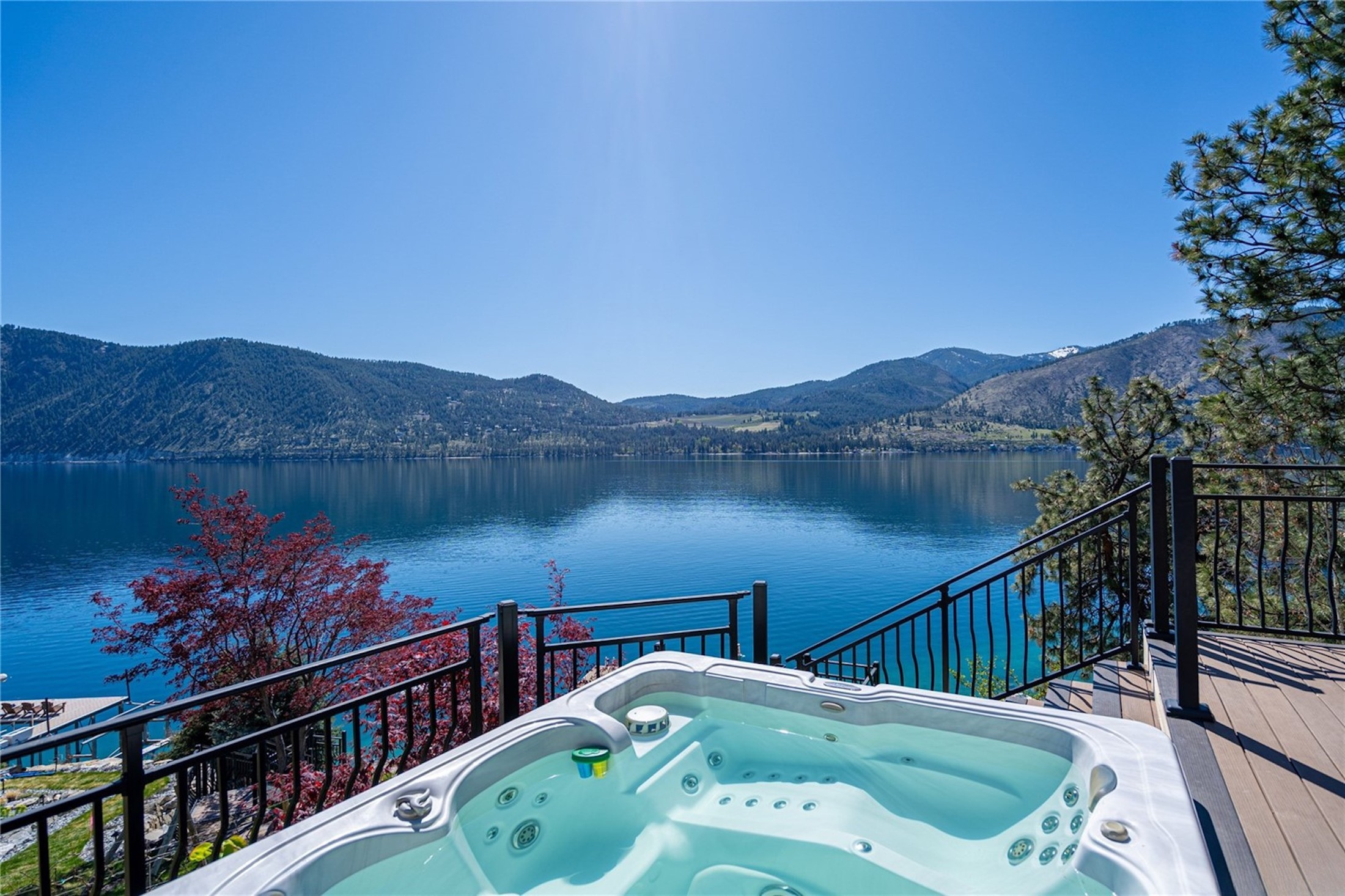  Extraordinary Waterfront Villa - 物件實景