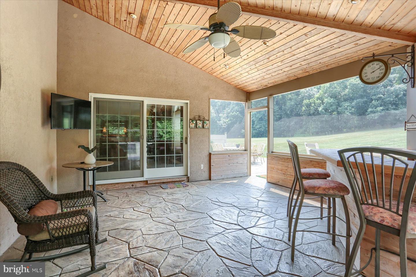 Harrisburg, Pennsylvania, 17111, United States, 4 Bedrooms Bedrooms, ,4 BathroomsBathrooms,Residential,For Sale,1958144