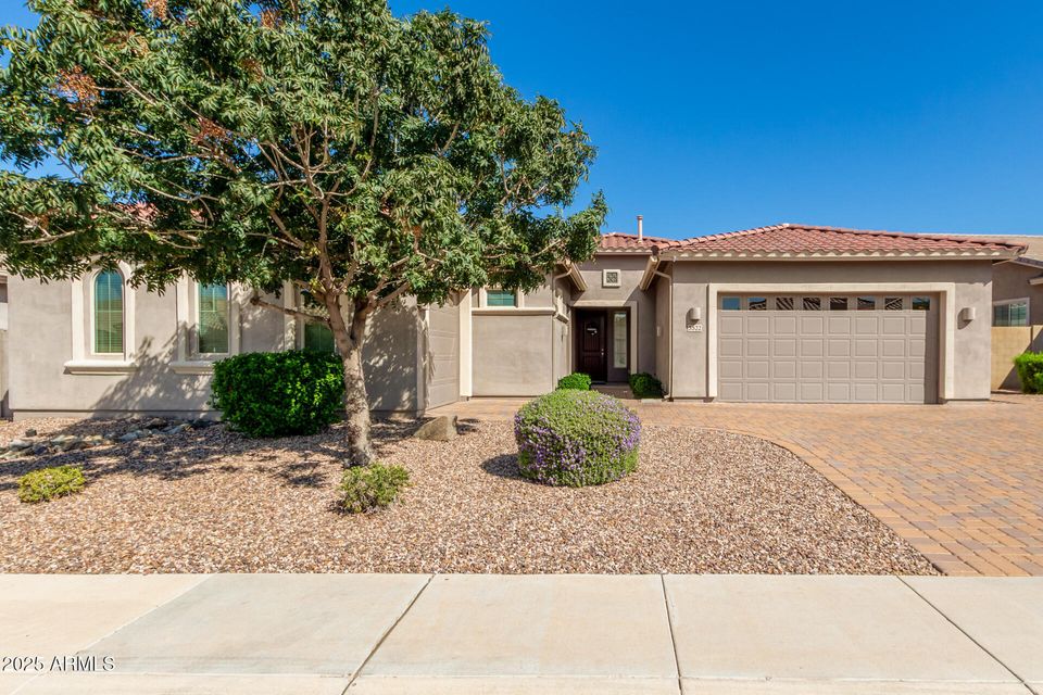 Chandler, Arizona, 85286, United States, 4 Bedrooms Bedrooms, ,Residential,For Sale,1976869
