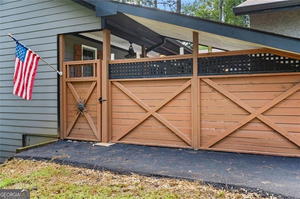 Marietta, Georgia, 30062, United States, 3 Bedrooms Bedrooms, ,2 BathroomsBathrooms,Residential,For Sale,1922558