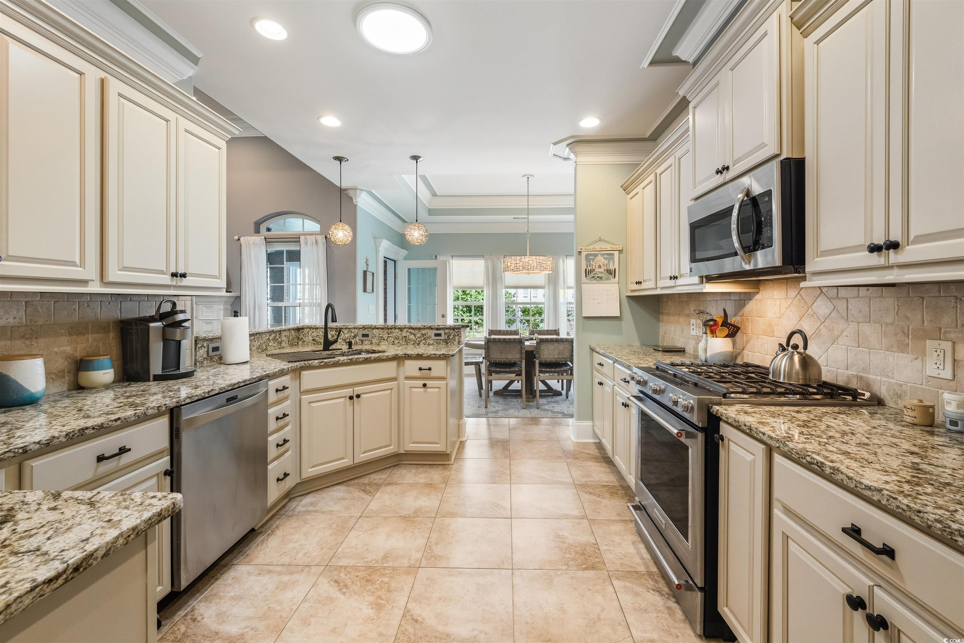  2073 Timmerman Road  Cypress River Plantation - 物件實景