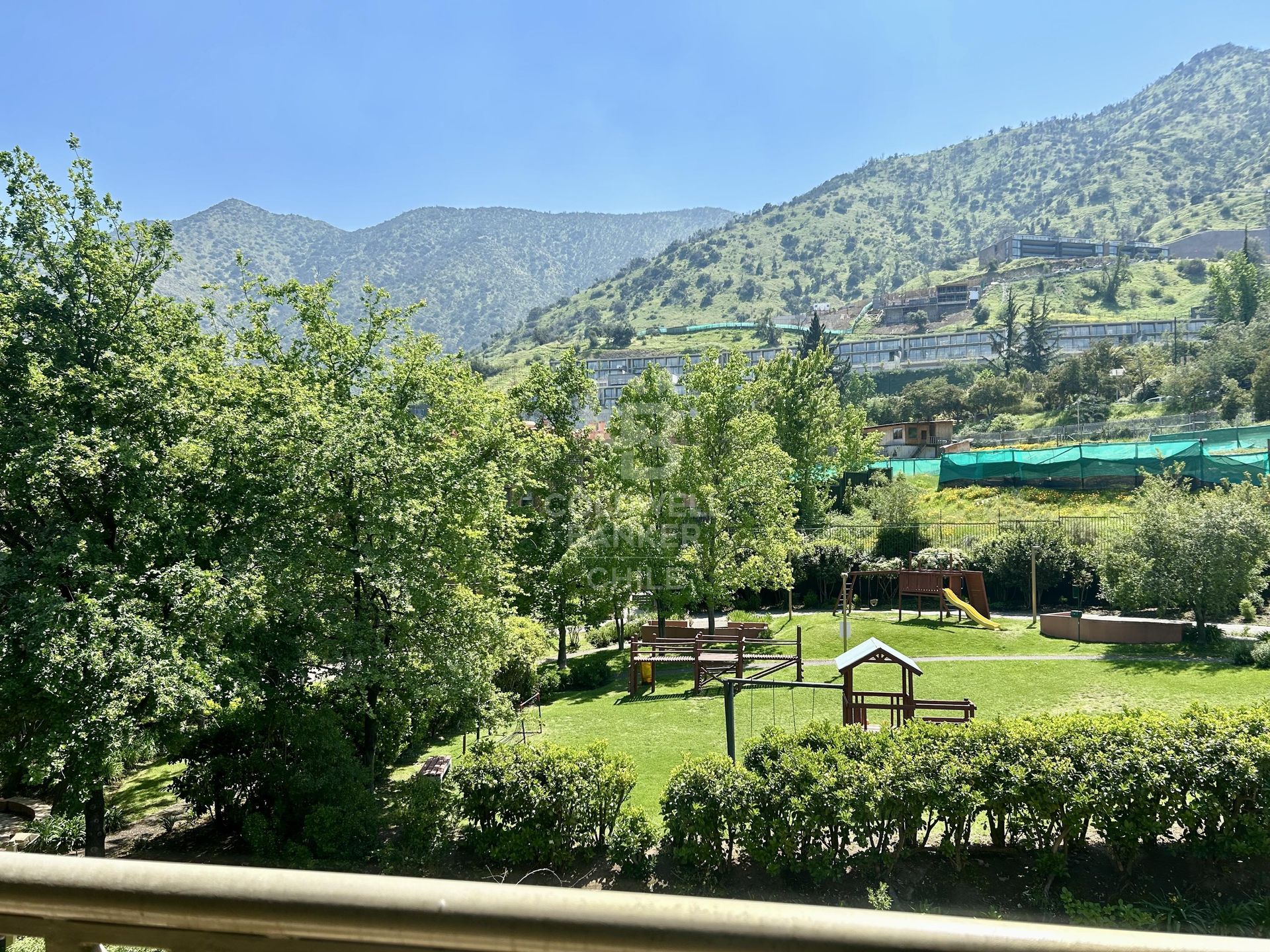 Vitacura, Chile, 5 Bedrooms Bedrooms, ,4 BathroomsBathrooms,Residential,For Sale,1966854