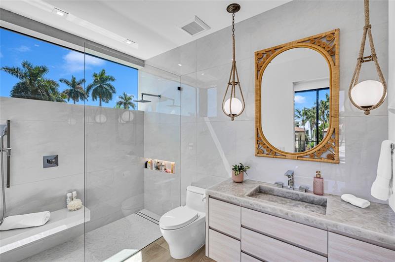 Fort Lauderdale, Florida, 33301, United States, 5 Bedrooms Bedrooms, ,8 BathroomsBathrooms,Residential,For Sale,1971363