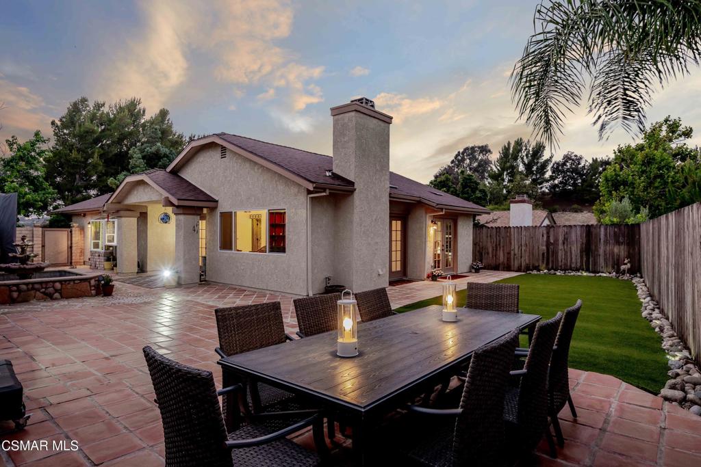 Moorpark, California, 93021, United States, 2 Bedrooms Bedrooms, ,2 BathroomsBathrooms,Residential,For Sale,1935998