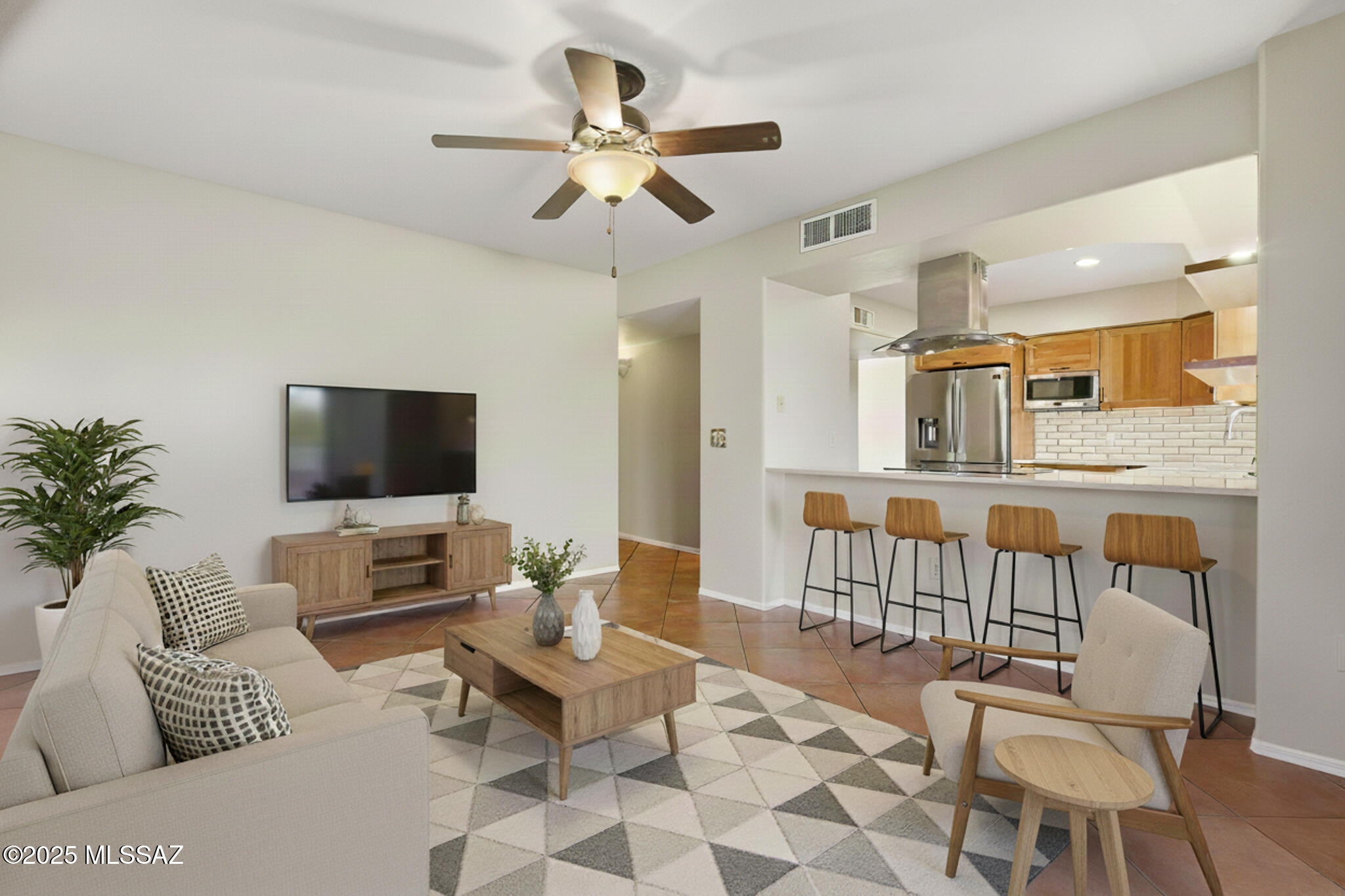 Tucson, Arizona, 85712, United States, 4 Bedrooms Bedrooms, ,3 BathroomsBathrooms,Residential,For Sale,1989179