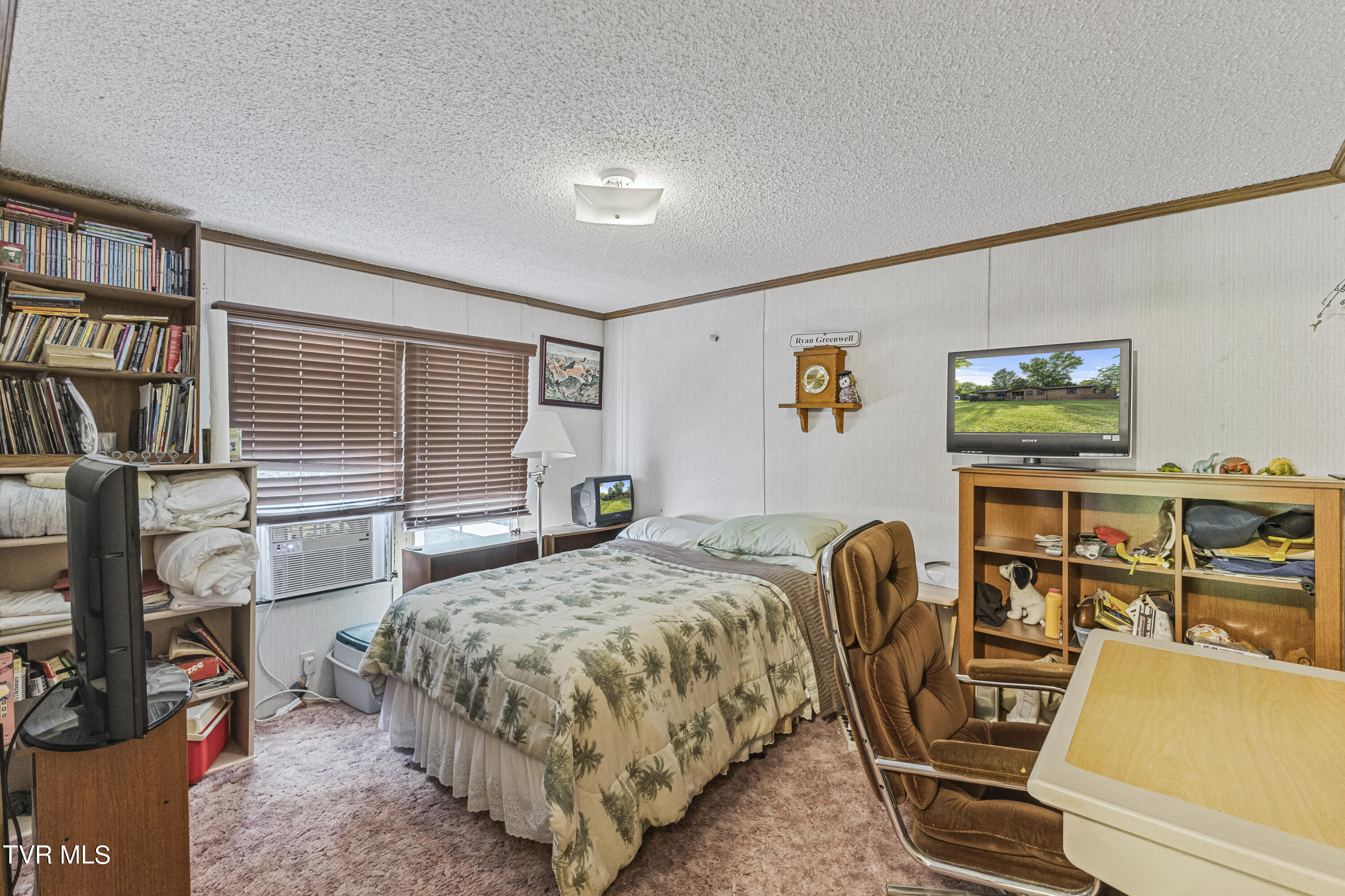 Jonesborough, Tennessee, 37659, United States, 3 Bedrooms Bedrooms, ,3 BathroomsBathrooms,Residential,For Sale,1888653