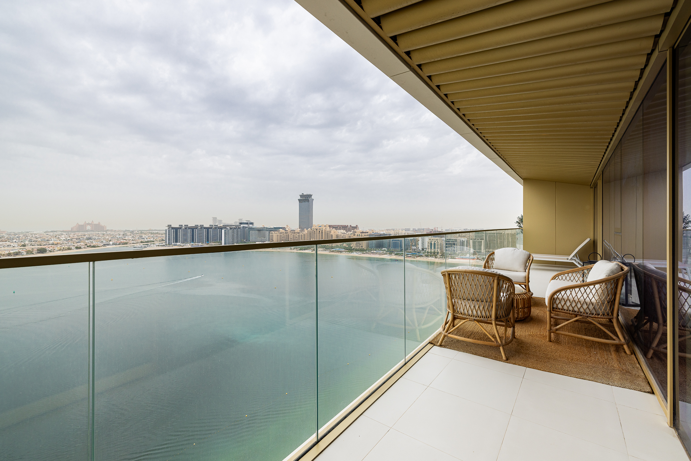  Turnkey Sea-facing Apartment on Emaar Beachfront - 物件實景