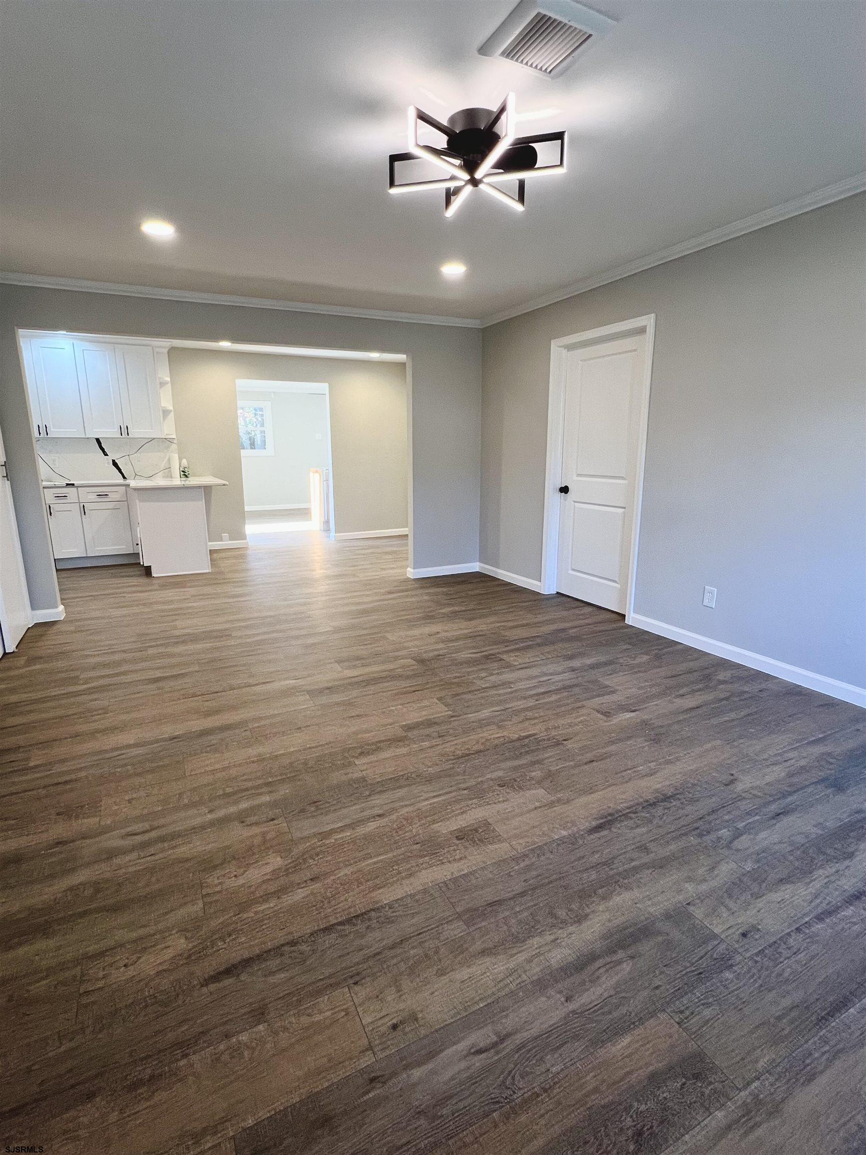 Somers Point, New Jersey, 08244, United States, 4 Bedrooms Bedrooms, ,3 BathroomsBathrooms,Residential,For Sale,2040351
