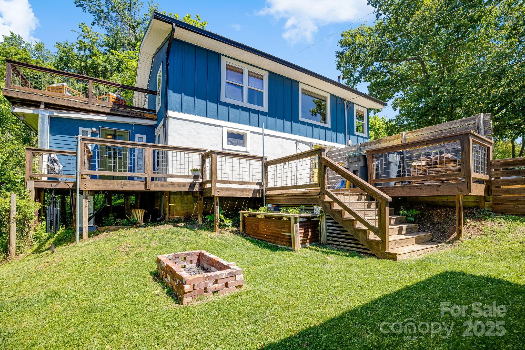 Asheville, North Carolina, 28804, United States, 4 Bedrooms Bedrooms, ,2 BathroomsBathrooms,Residential,For Sale,1944815
