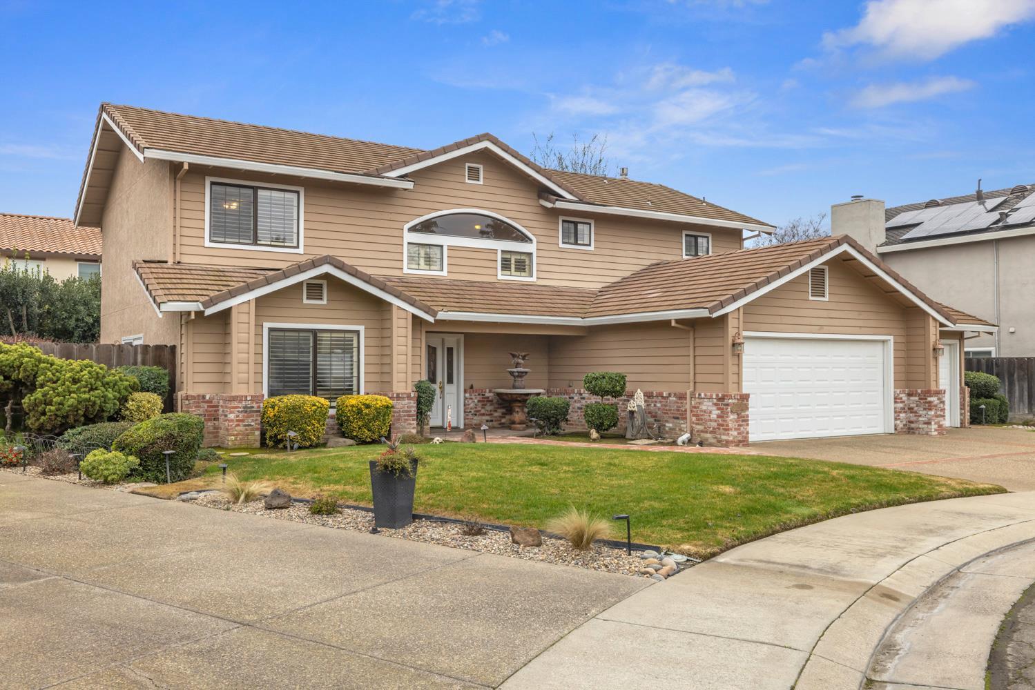 Lodi, California, 95242, United States, 4 Bedrooms Bedrooms, ,3 BathroomsBathrooms,Residential,For Sale,2012601