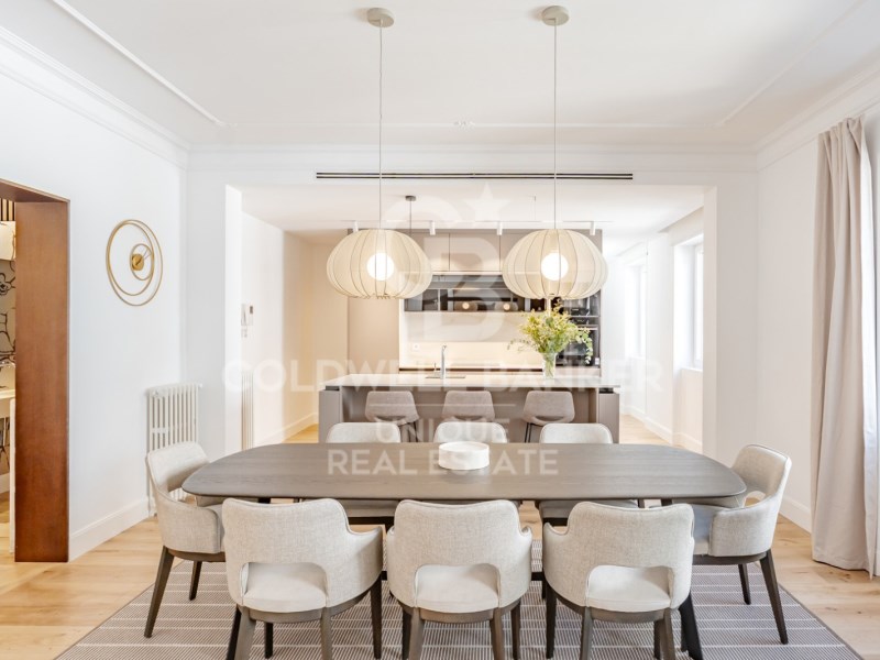 Madrid, Comunidad de Madrid, ES, 5 Bedrooms Bedrooms, ,5 BathroomsBathrooms,Residential,For Sale,1942128