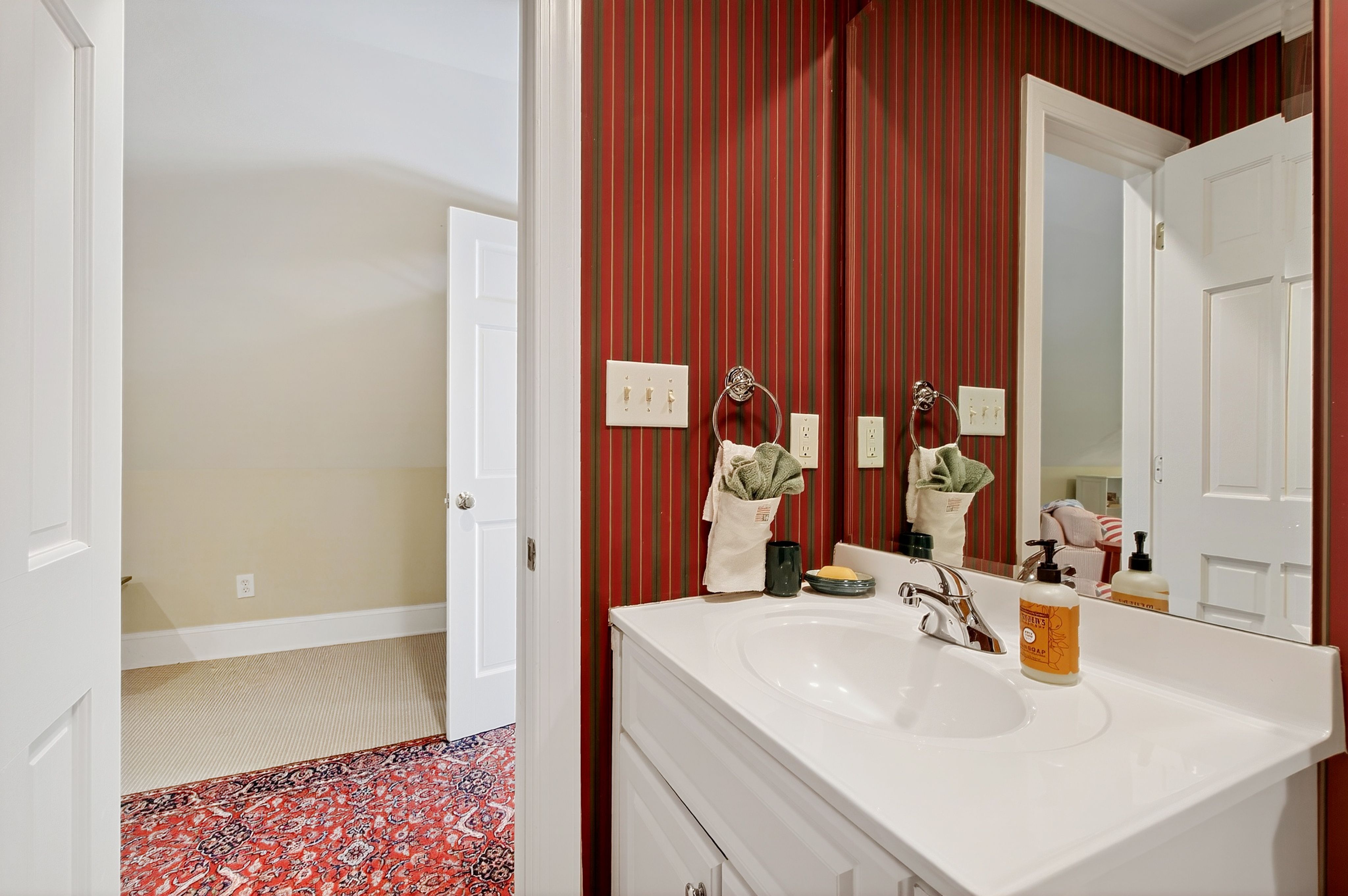  3708 Lubbock Drive, Raleigh, NC 27612 - 物件實景