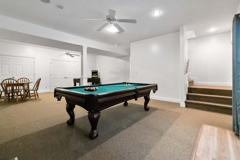 Burnside, Kentucky, 42519, United States, 5 Bedrooms Bedrooms, ,4 BathroomsBathrooms,Residential,For Sale,1978974