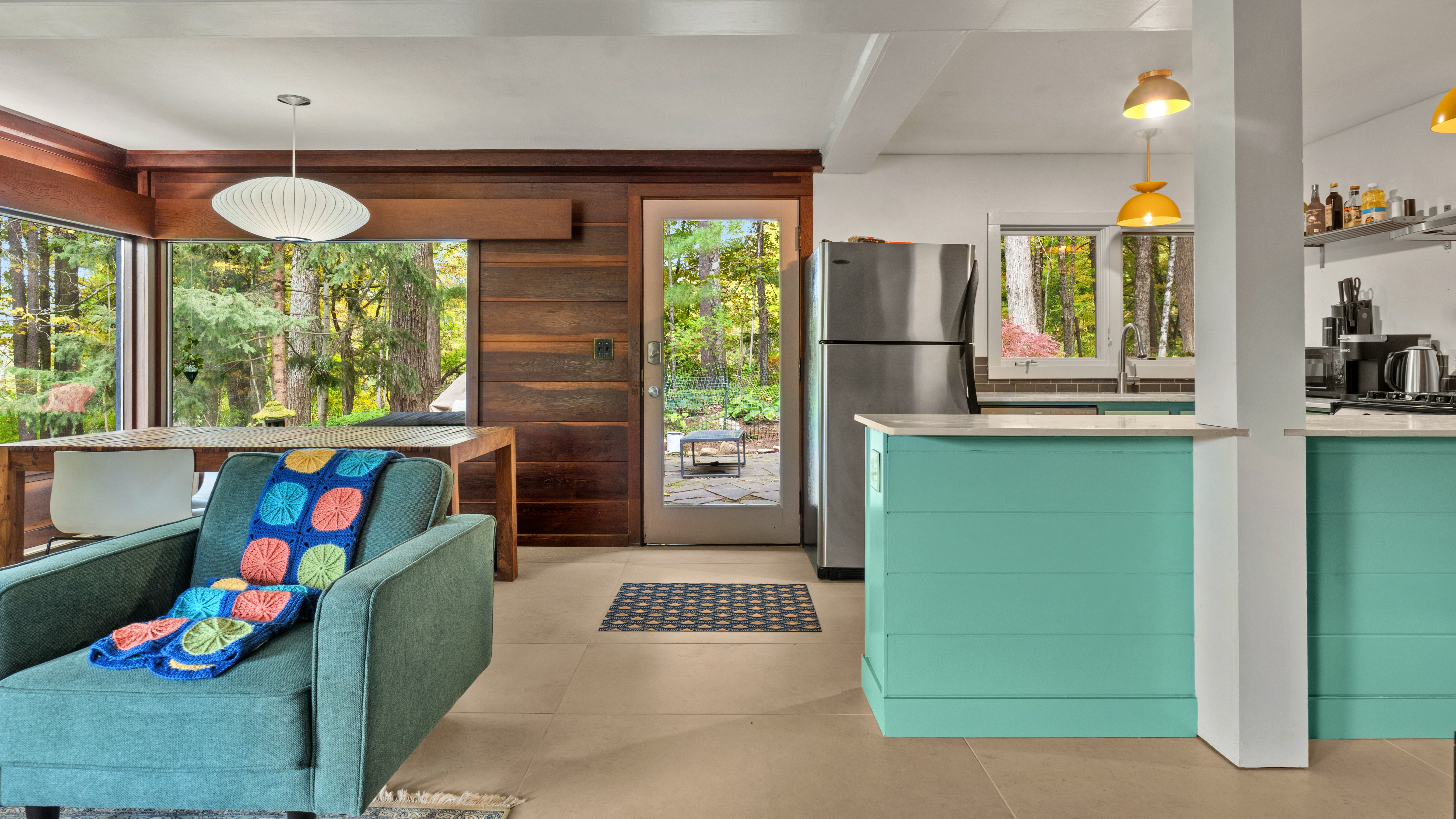  Midcentury Modern Berkshire Retreat Near Laurel Lake & Downtown Lenox - 物件實景