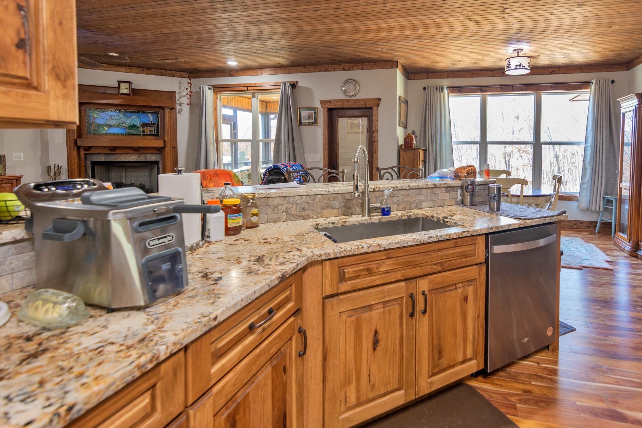 Graysville, Tennessee, 37338, United States, 3 Bedrooms Bedrooms, ,3 BathroomsBathrooms,Residential,For Sale,1995165