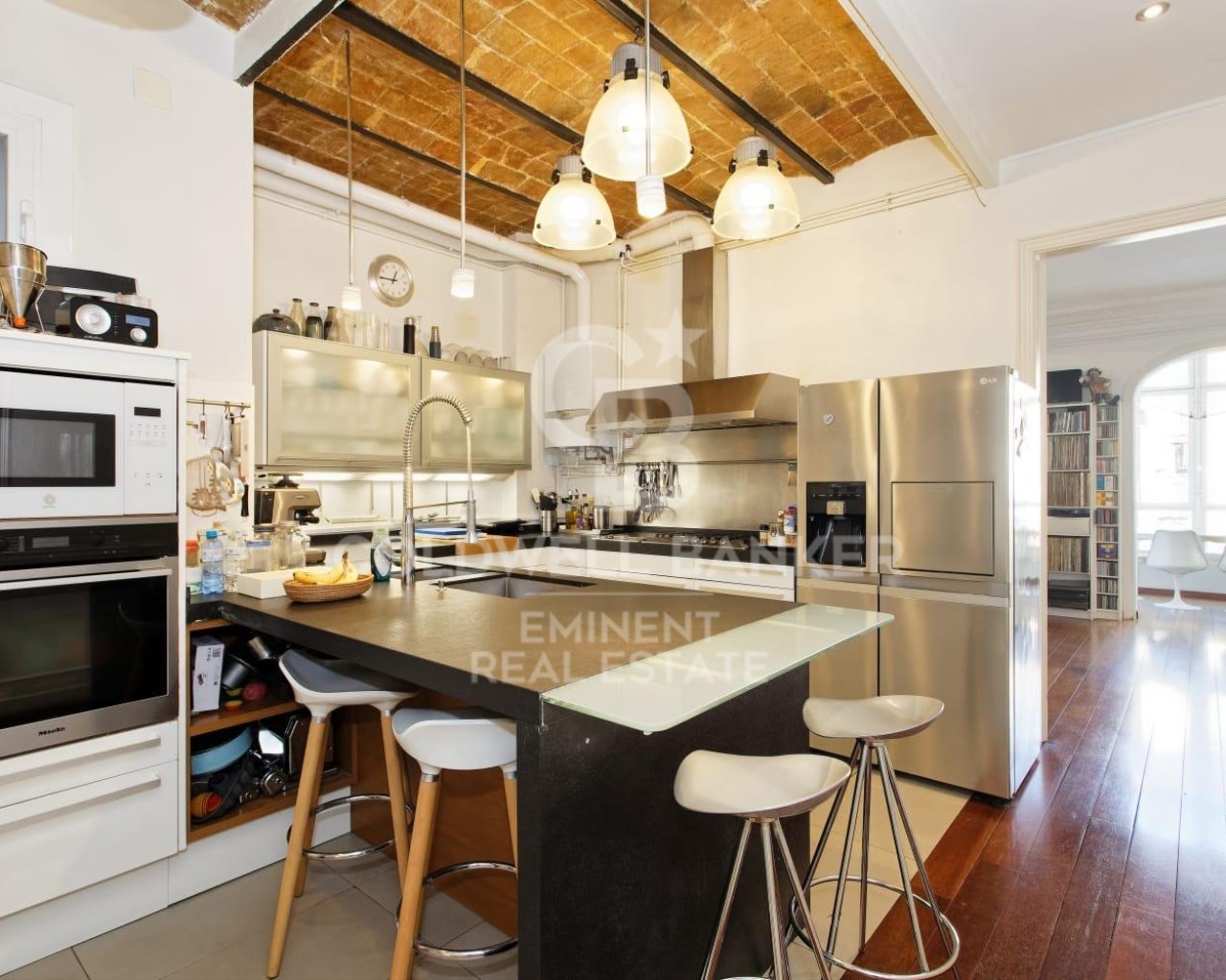 Barcelona, Catalonia, ES, 4 Bedrooms Bedrooms, ,2 BathroomsBathrooms,Residential,For Sale,1694792