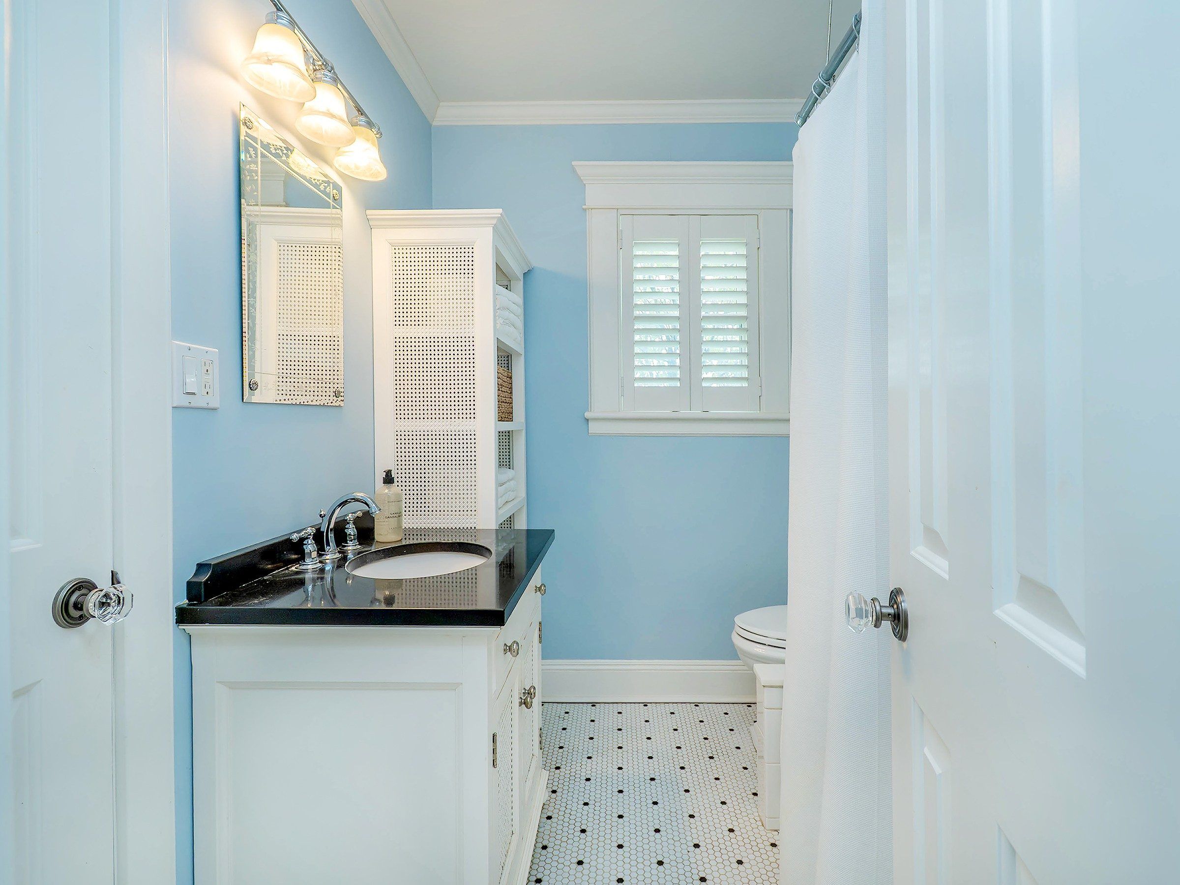  28 Monroe Street, Port Washington, NY, 11050 - 物件實景