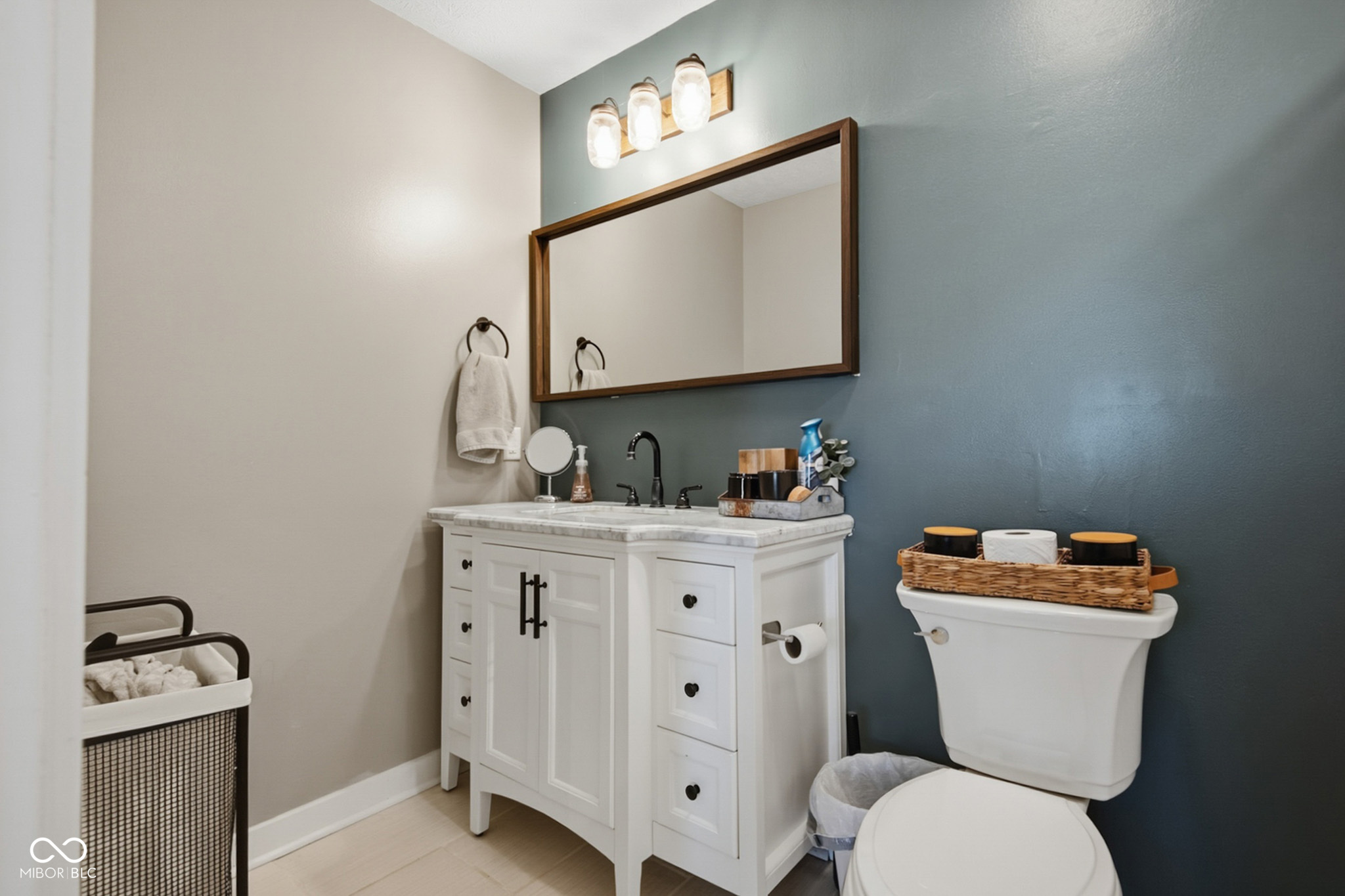 Edinburgh, Indiana, 46124, United States, 3 Bedrooms Bedrooms, ,2 BathroomsBathrooms,Residential,For Sale,1994228