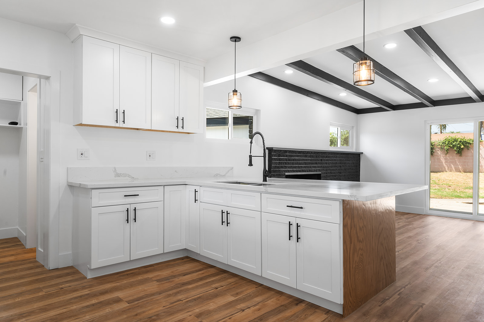 Rialto, California, 92376, United States, 4 Bedrooms Bedrooms, ,2 BathroomsBathrooms,Residential,For Sale,1878686