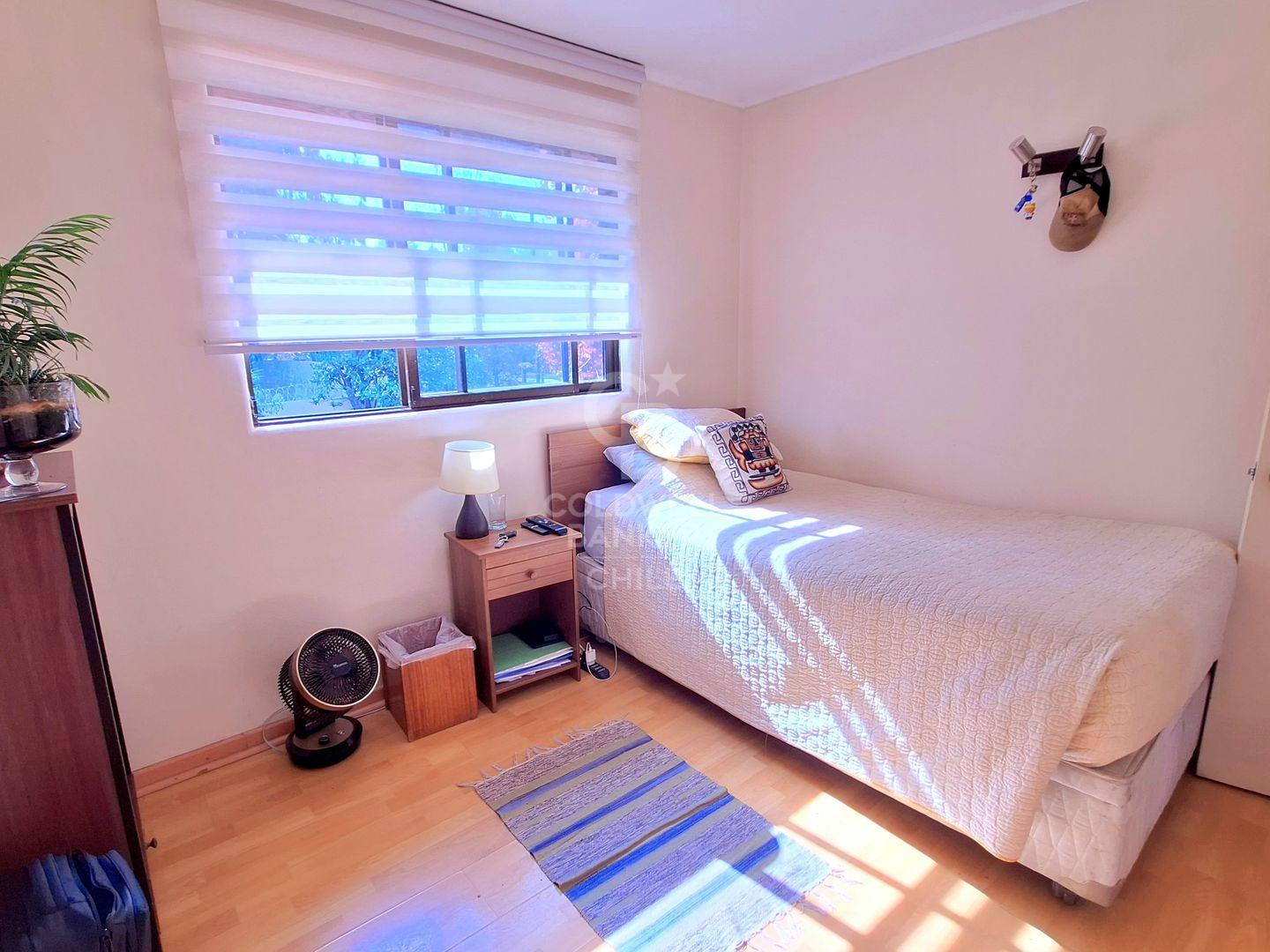 Peñalolén, Chile, 5 Bedrooms Bedrooms, ,3 BathroomsBathrooms,Residential,For Sale,1837912