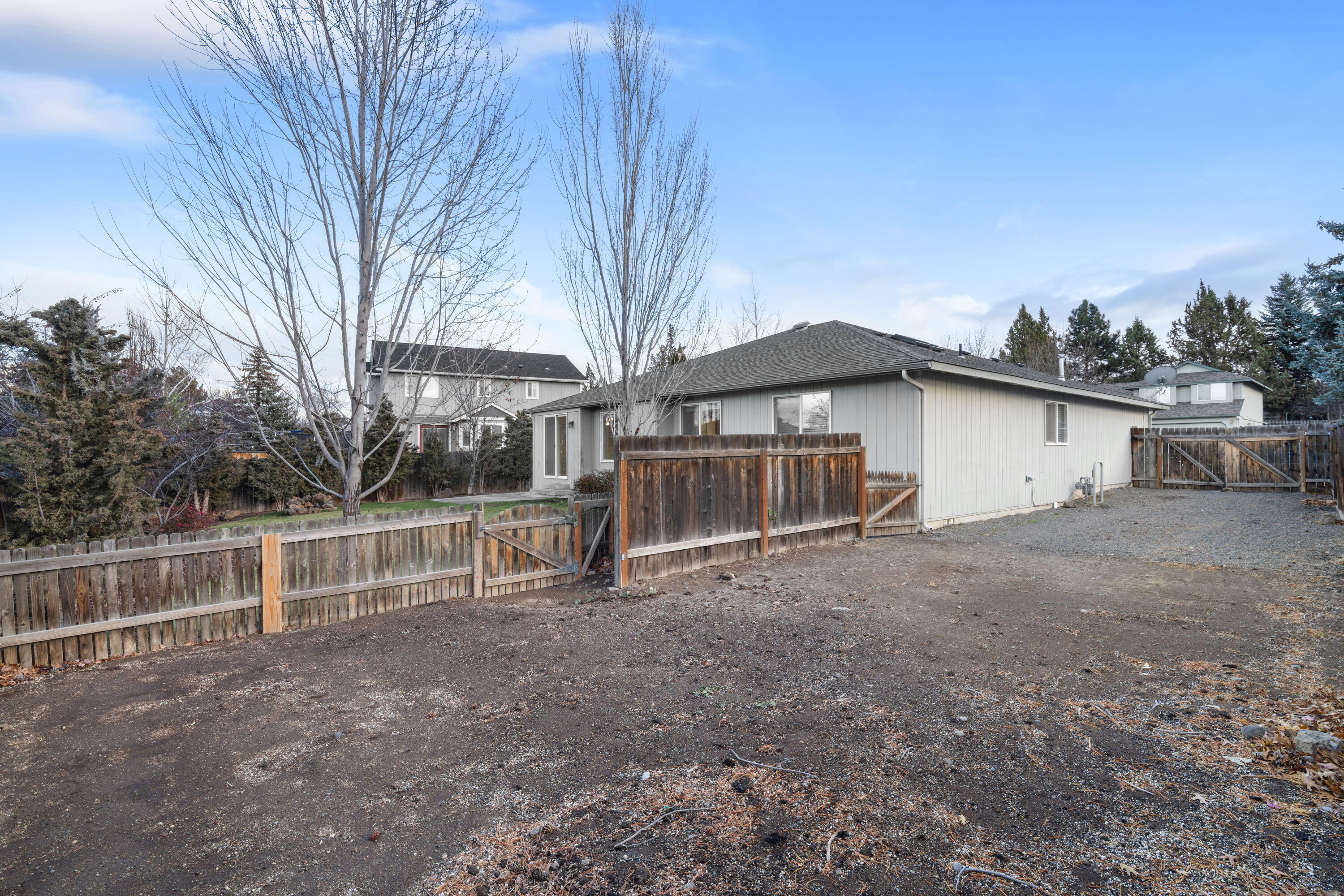 Bend, Oregon, 97701, United States, 3 Bedrooms Bedrooms, ,2 BathroomsBathrooms,Residential,For Sale,1697036