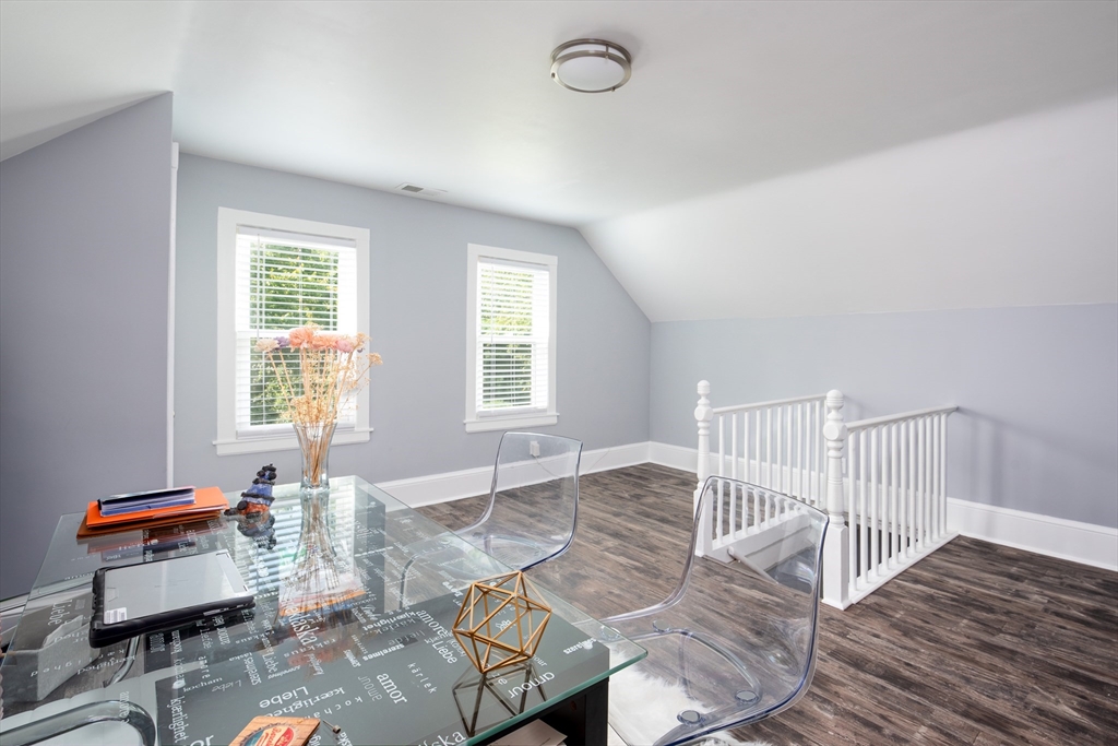 East Bridgewater, Massachusetts, 02333, United States, 4 Bedrooms Bedrooms, ,2 BathroomsBathrooms,Residential,For Sale,1942845
