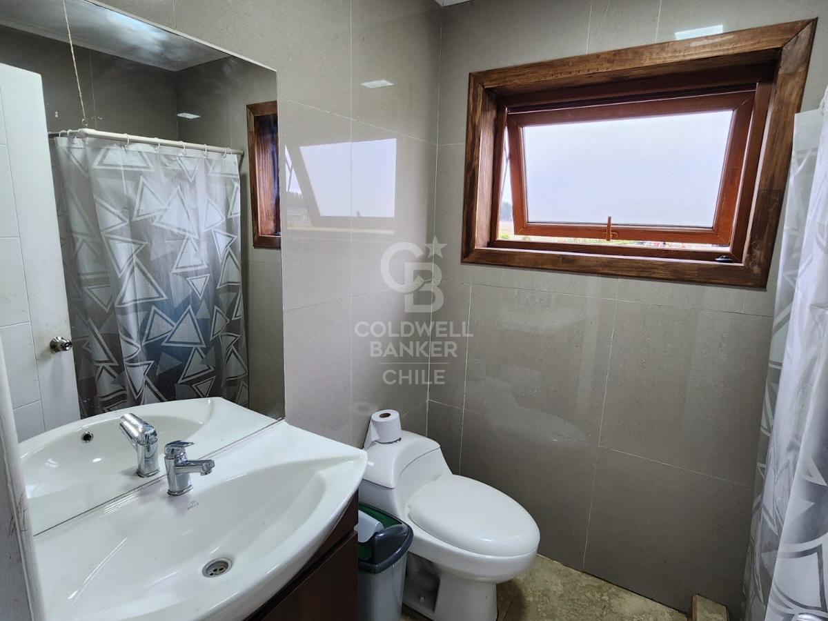 Frutillar, Chile, 9 Bedrooms Bedrooms, ,5 BathroomsBathrooms,Residential,For Sale,1958195