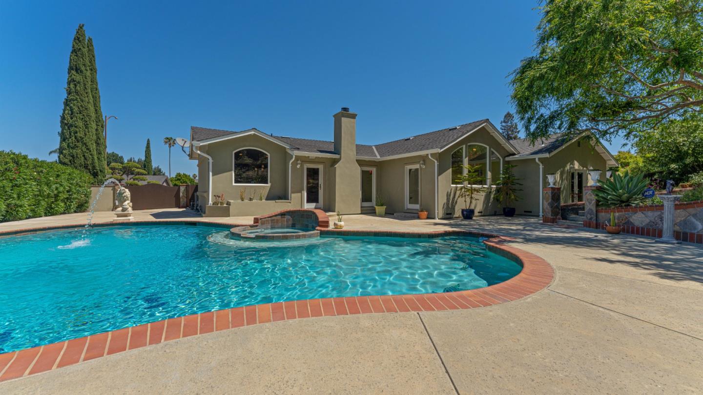 San Jose - Blossom Valley, California, 95123, United States, 3 Bedrooms Bedrooms, ,2 BathroomsBathrooms,Residential,For Sale,1742904