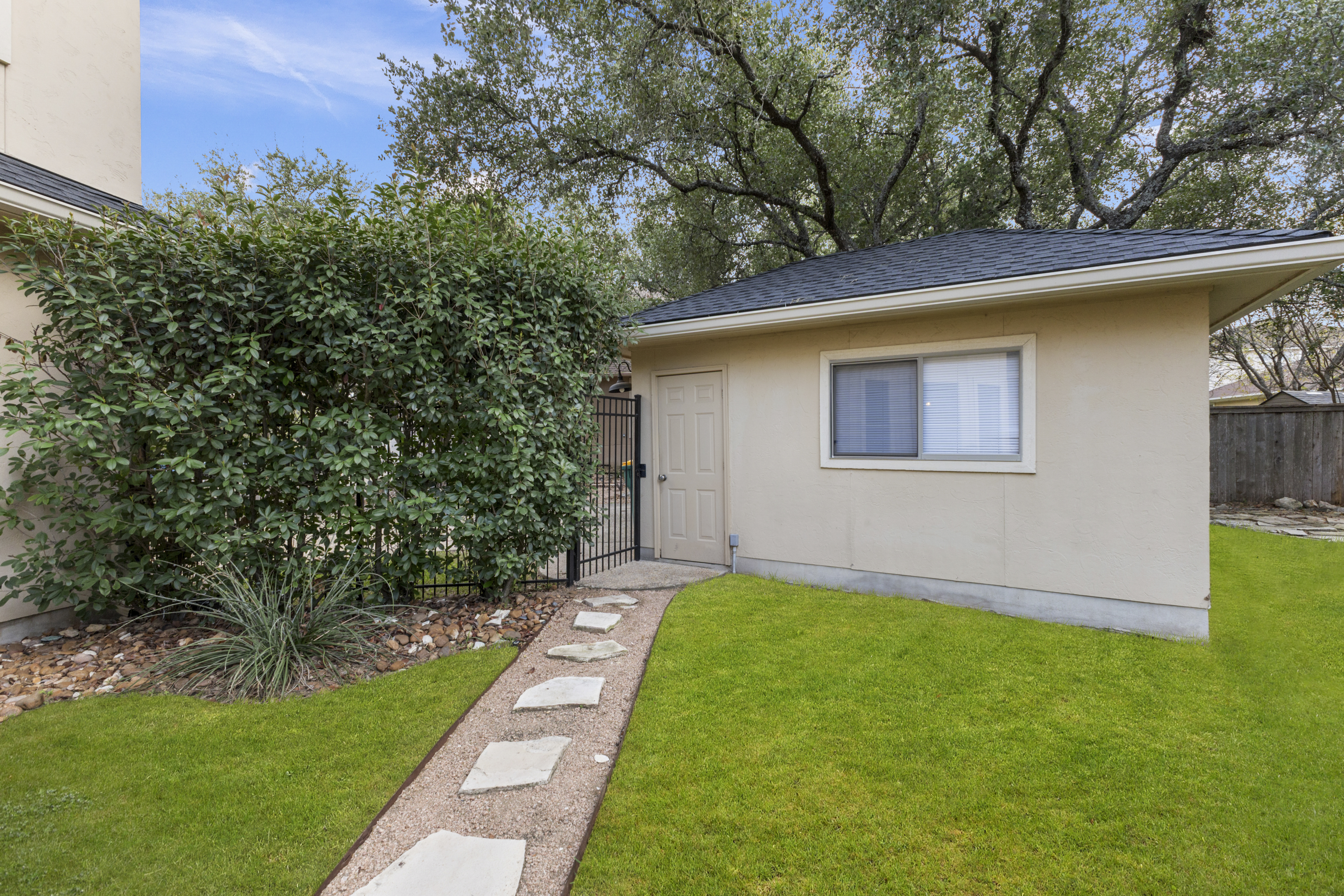  Private 5 Bedroom Oasis with Pool  Heights of Stone Oak - 物件實景